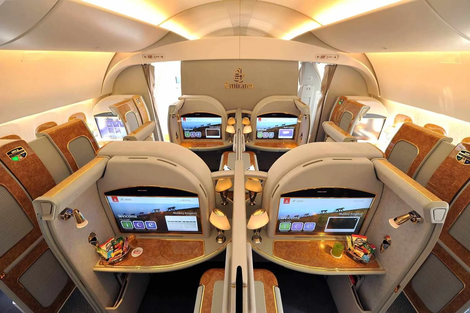 TAL-A380Configuration-EMIRATESFIRST0323-bb894ad2dba34d279c80e634e0dd30fb.jpg