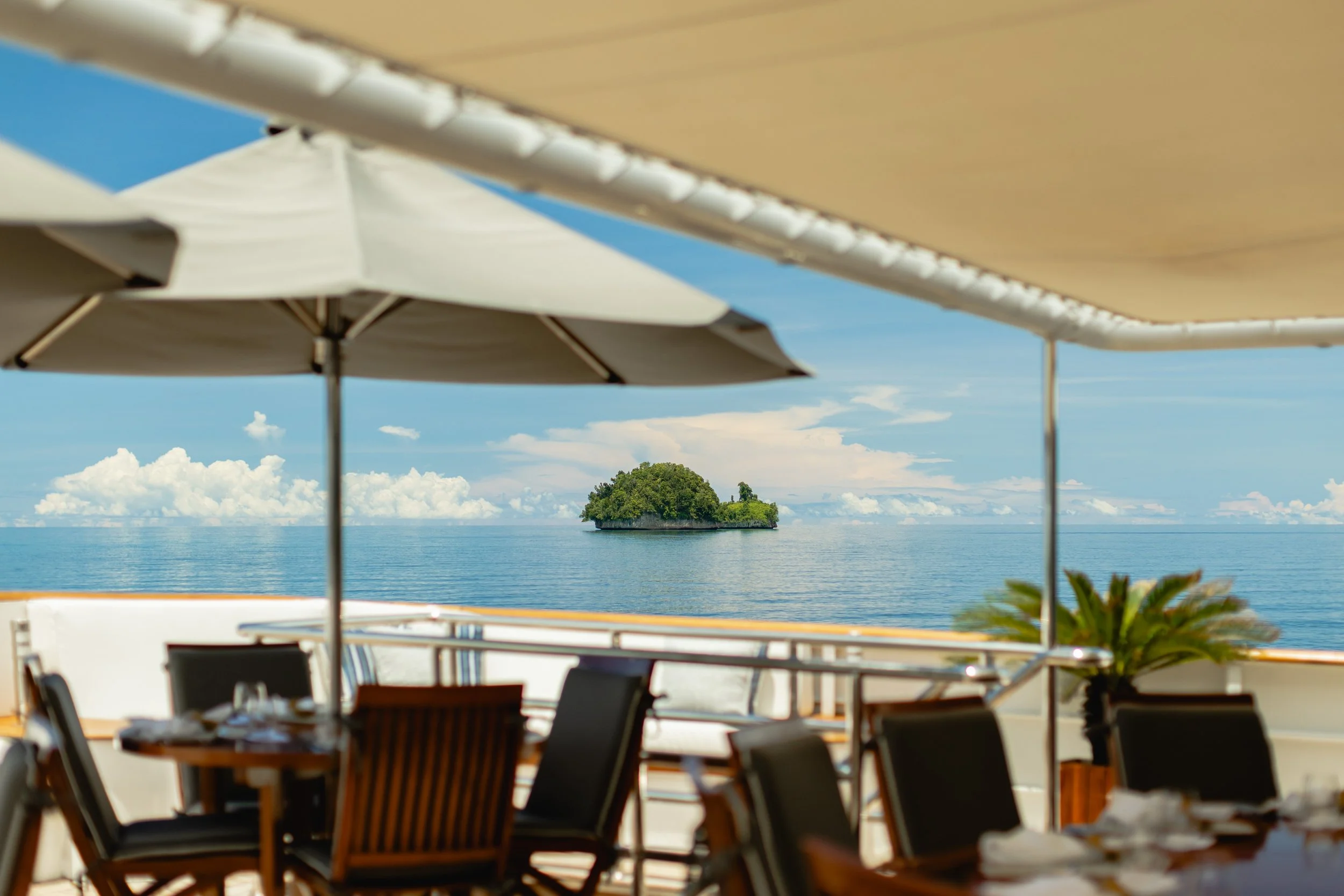 aqua-blu_outdoor-dining_0009.jpg