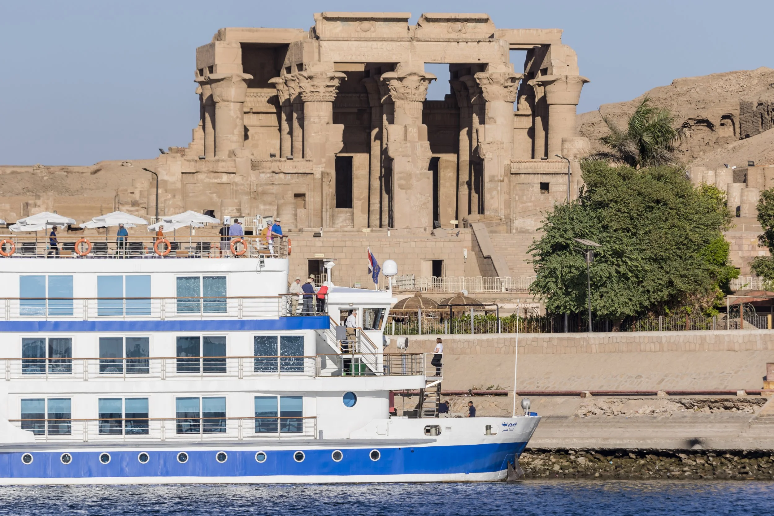 LEX-Ship Oberoi Philae Exterior - Egypt - AP191201-5508.jpg