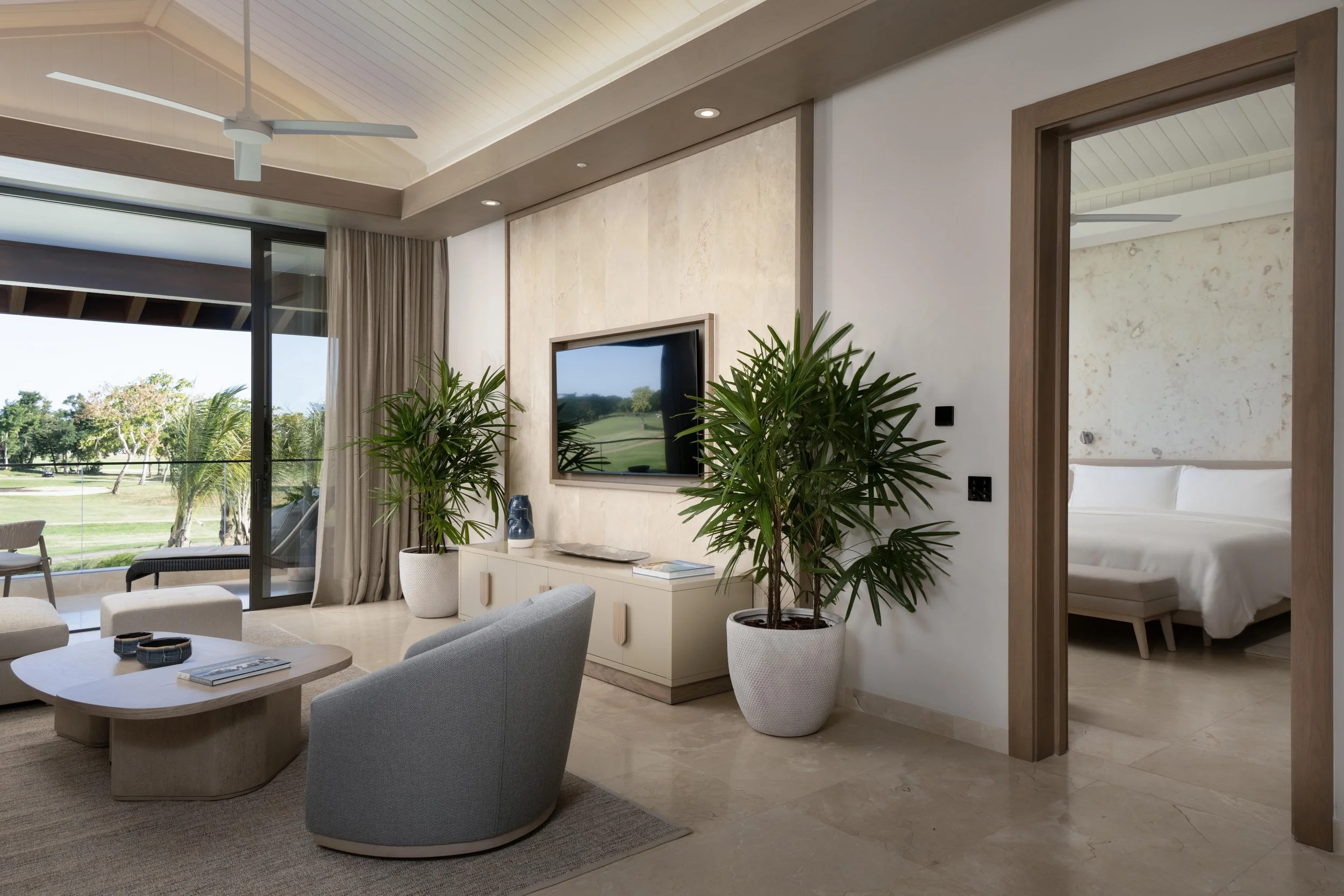 CasadeCampo_PremierClub_LuxSuite.jpg