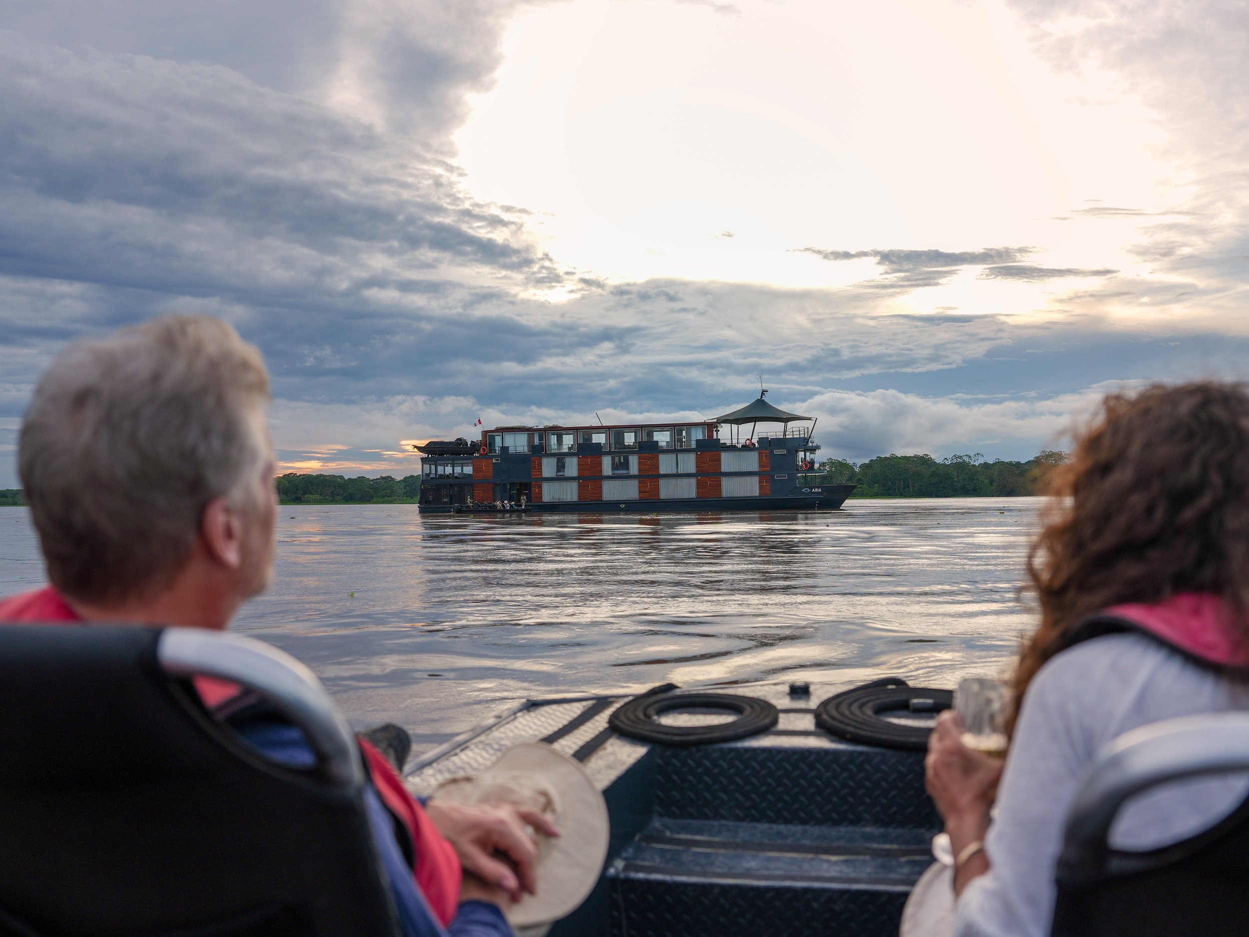 aria-amazon_4n-0326_hw_tender-excursion_009.jpg