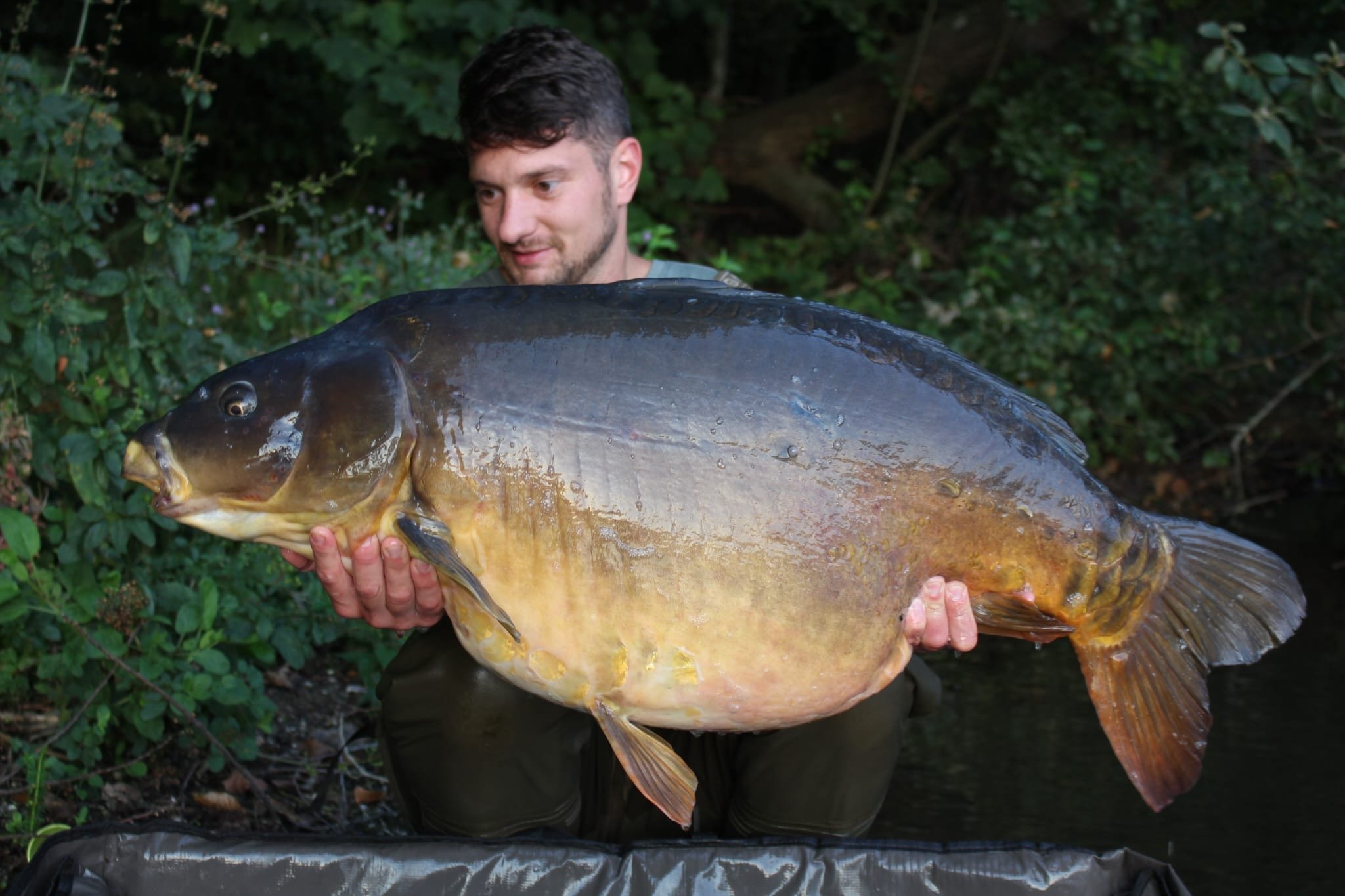 Lars 28KG mirroir 2.jpg