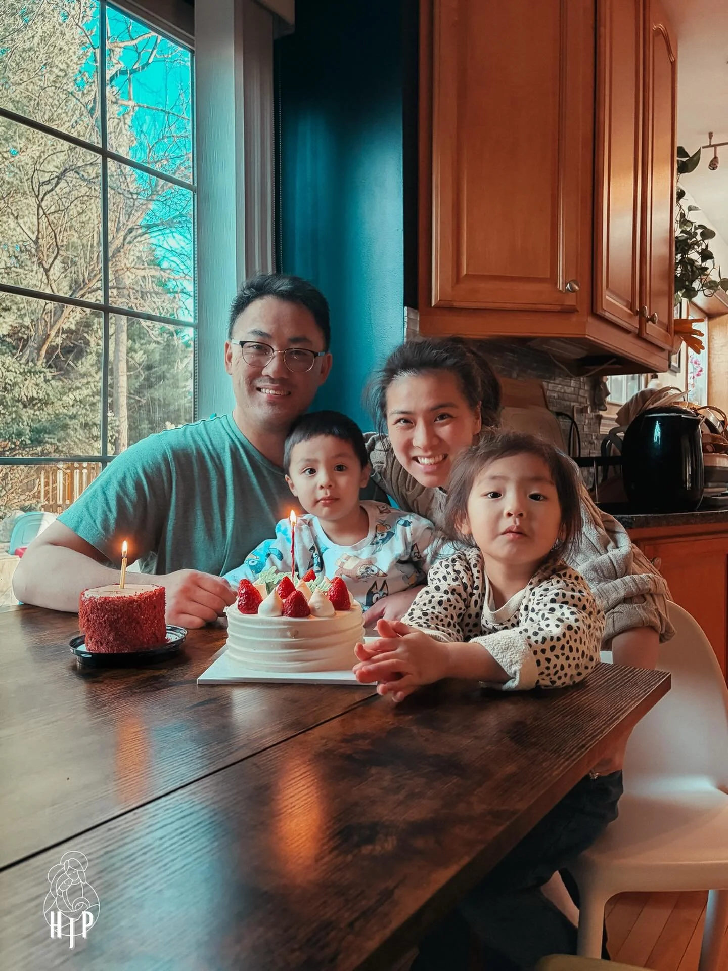 Hey friends! 👋

Happy New Year! It&rsquo;s so good to be back. I took the last few days off to celebrate the New Year with my family, and I also turned 35 on Sunday, which still feels a little unreal.

I&rsquo;m incredibly grateful for all the famil