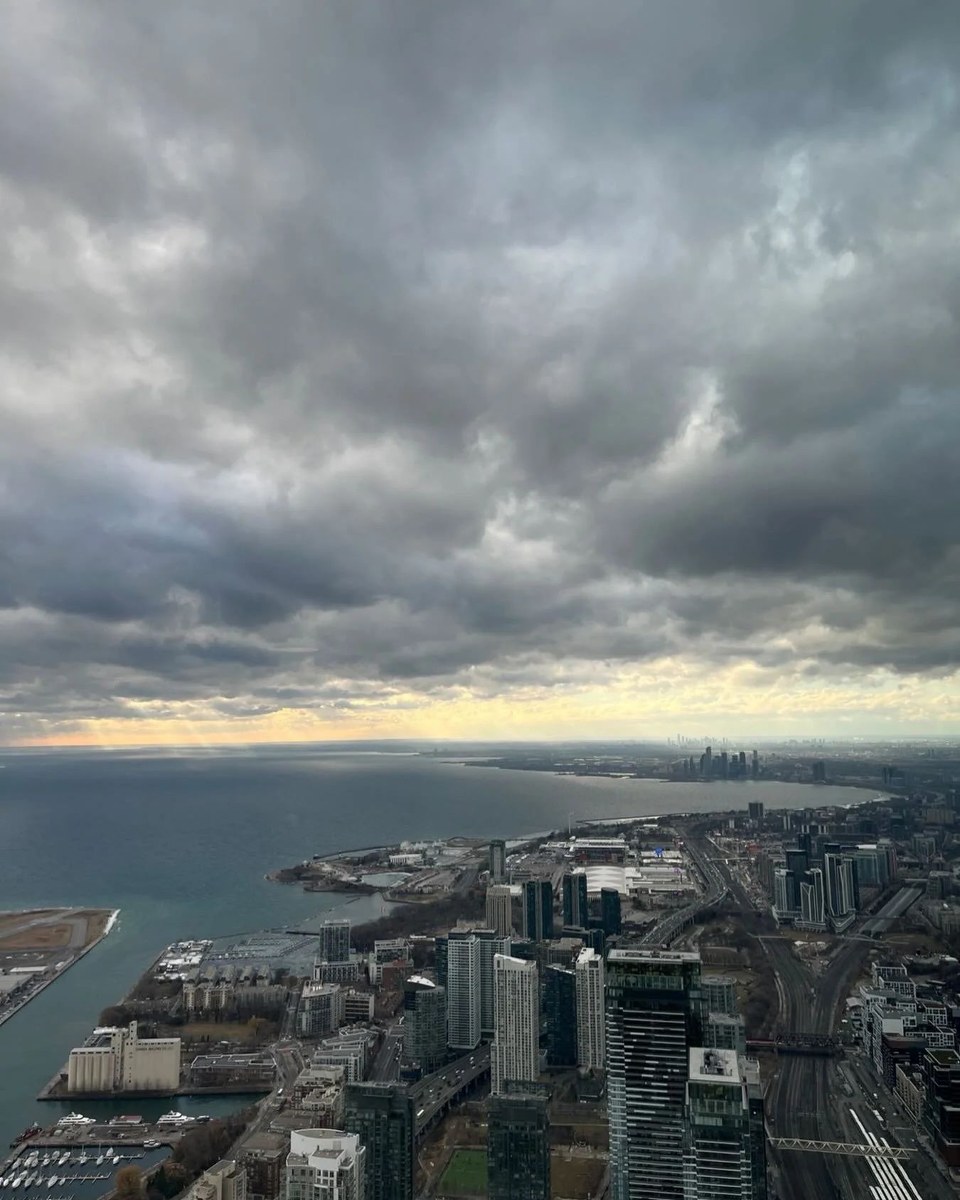 Too the CN Tower Baybee