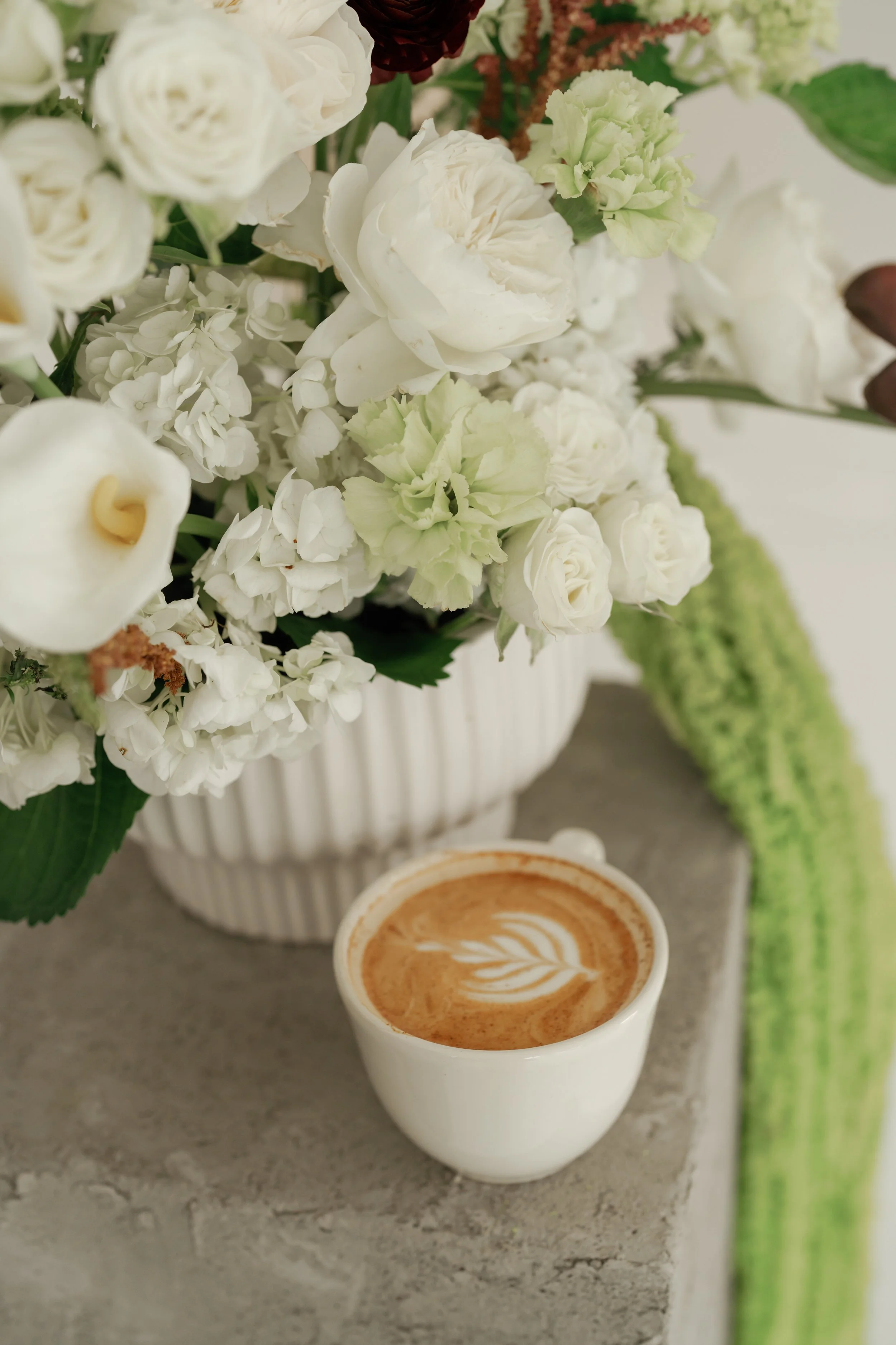 Custom Coffee Menus That Feel Thoughtful: Why Hiring a Coffee Cart in 2026 Makes an Impact