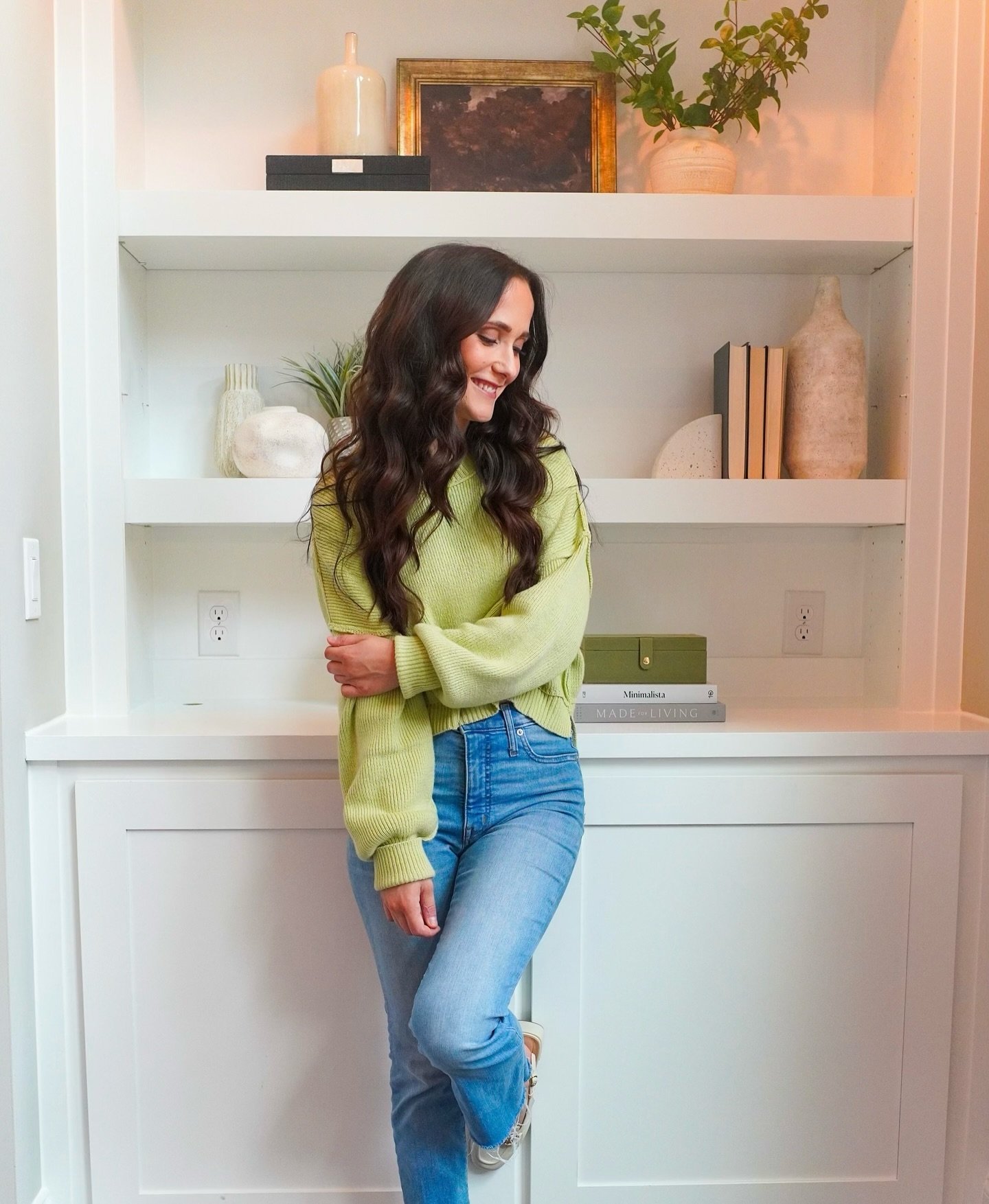 There&rsquo;s a LOT of new faces following along on here so I figured I would reintroduce myself! 💚✨

My name is Rachel and I am the Owner and Founder of Rachel June Interiors! I started this company at the beginning of this year and it has been an 
