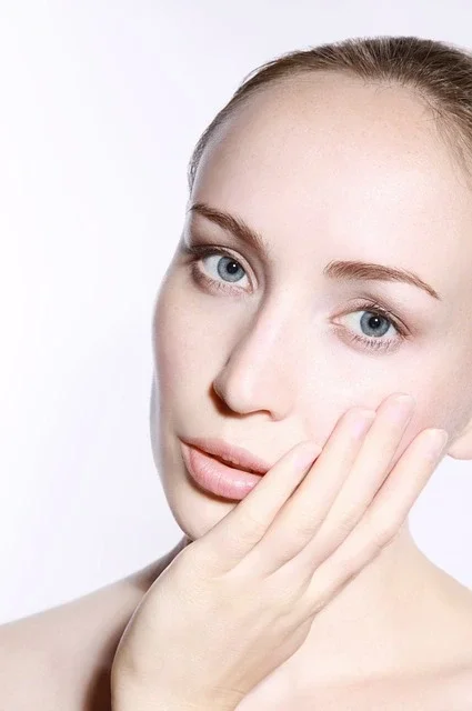 Peau hydratée et lumineuse après un soin Hydrafacial