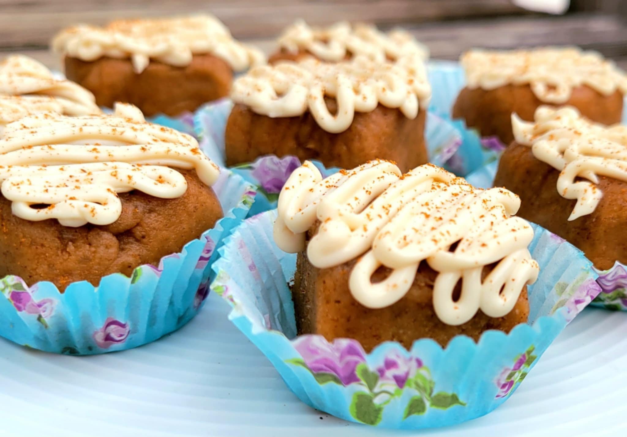KETO CINNAMON BITES