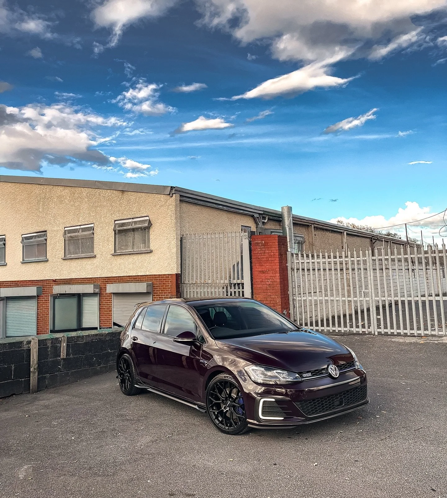 DARK BURGUNDY GTE 🏁
—
This is our second time working on this GTE. The first visit was for a 1-step paint correction with basic protection. Now the client is back for the full works, our Ultimate Detail Package with extra add ons, a light poli