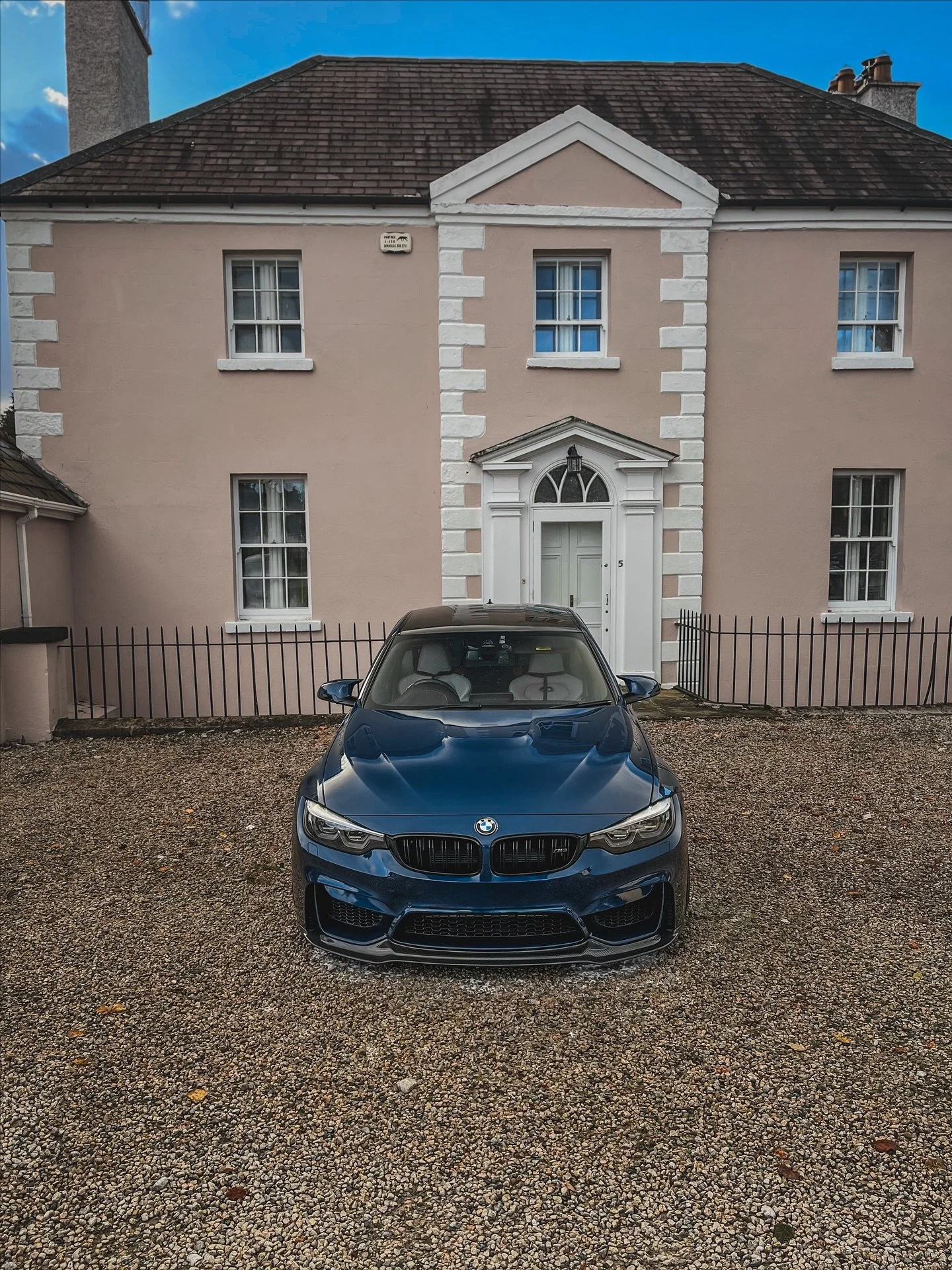 F80 M3 COMPETITION 🏁
&mdash;
New location means more pictures of this M3 ⛽️
.
.
.
.
#nsnautodetailing #mobiledetailing #mobilecarwash #carcleaning #detailingsupplies #cardetailer #carsofinstagram #bmwm3competition #f80m3 #carlovers❤️