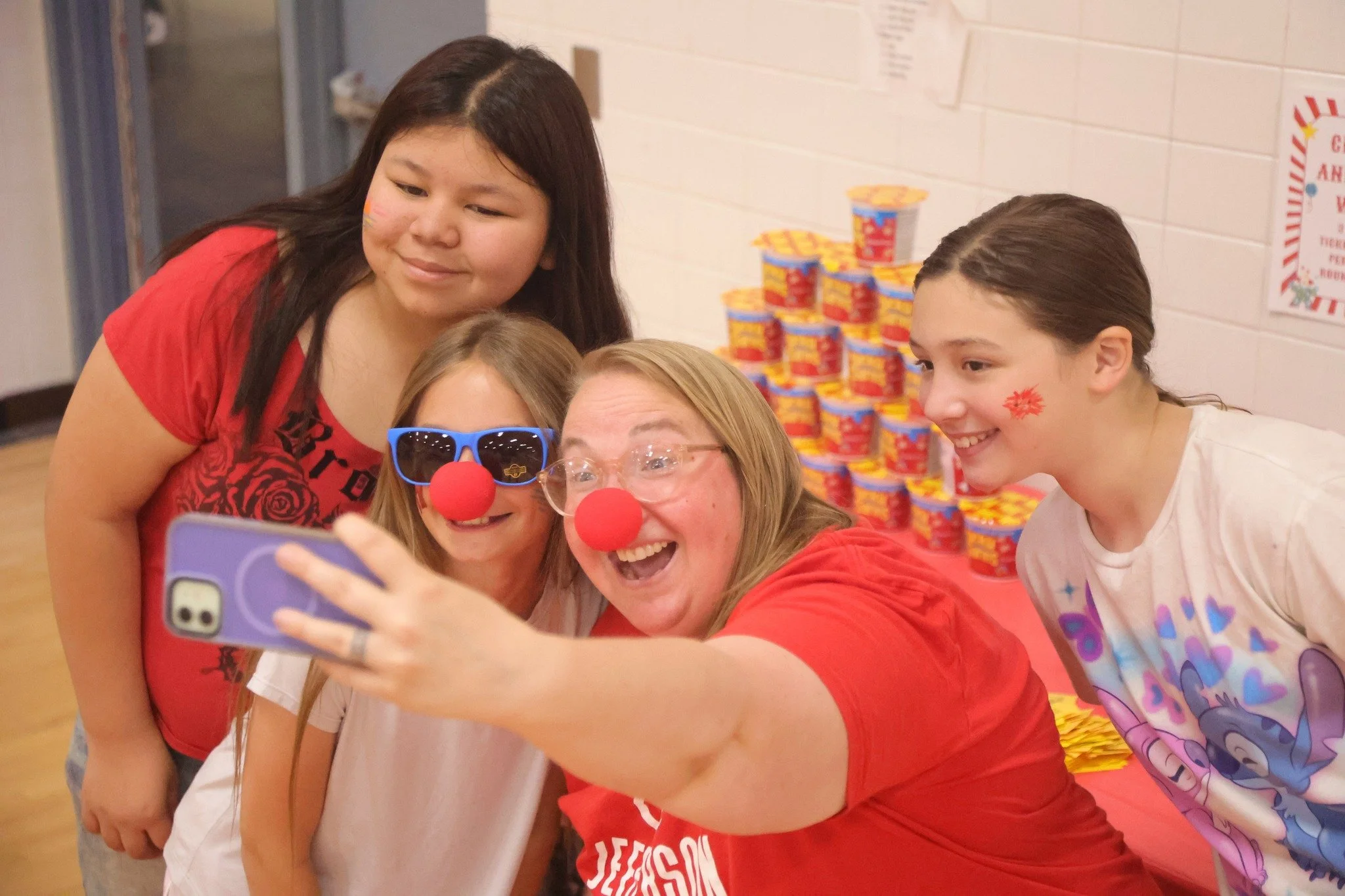 Becky Lawrence received a grant from HEF for Preschool, 1st, 2nd, 3rd, 4th, 5th Graders. This grant allowed the purchase of a cart for food delivery from Kid's Food Basket. Teachers were able to gather 5th-grade students and load the new cart so that