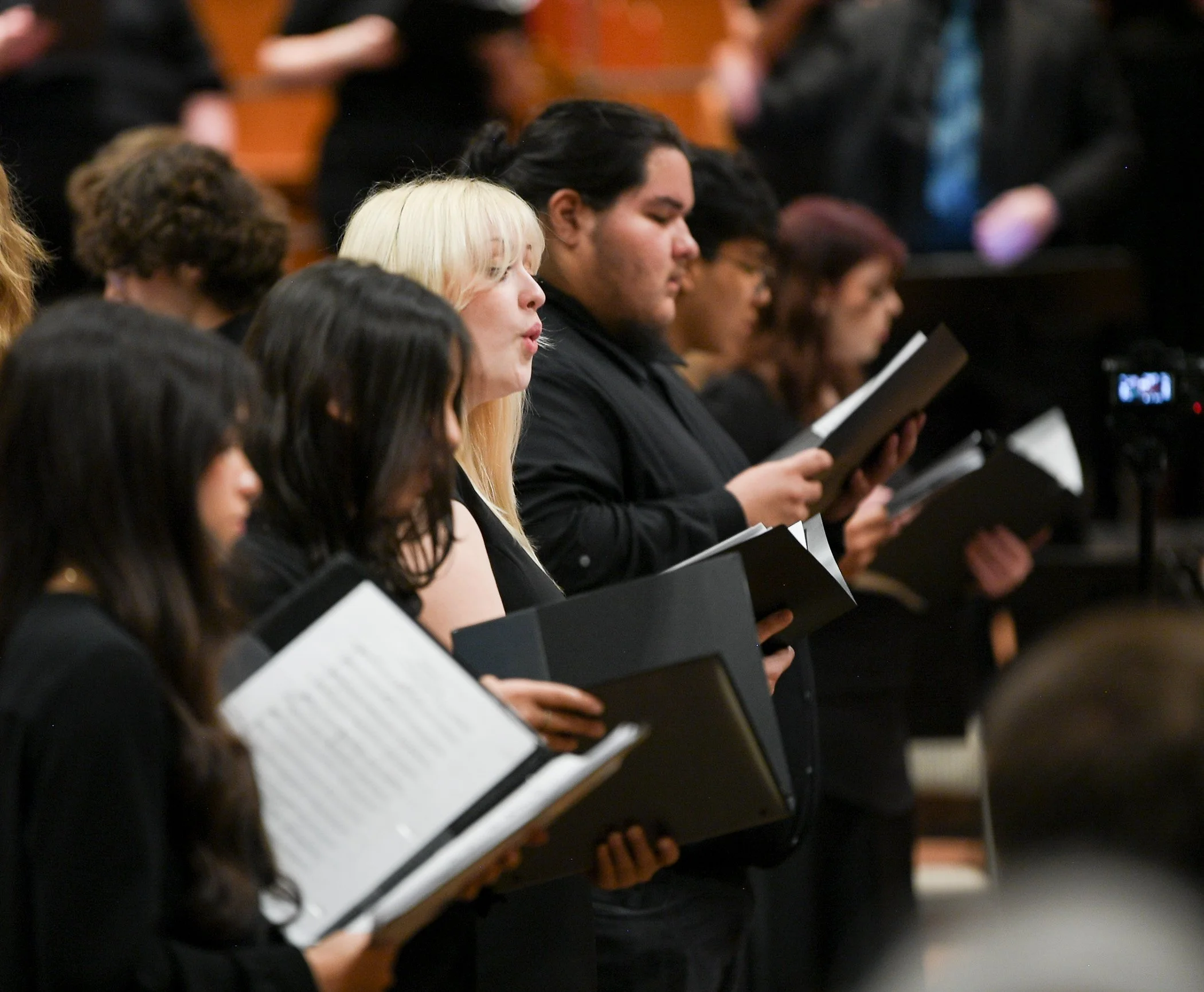 BK_Voices_of_Winter_241222-9411_LOW-RES.jpg