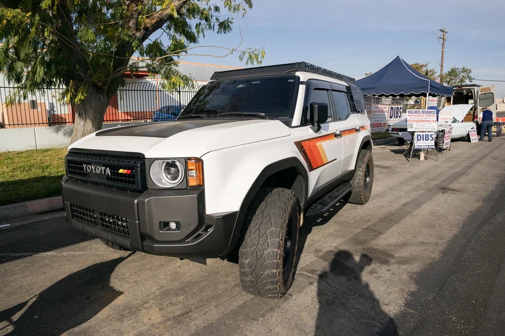 King Shocks Toy Drive — build on the lot