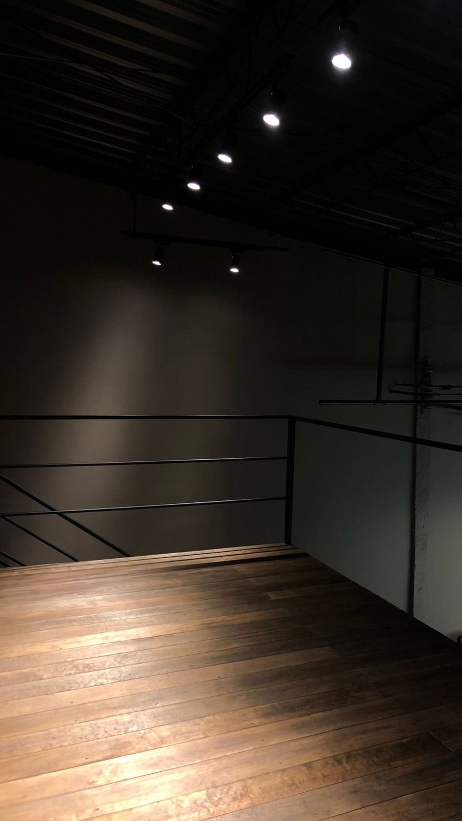 STUDIO V7.jpeg