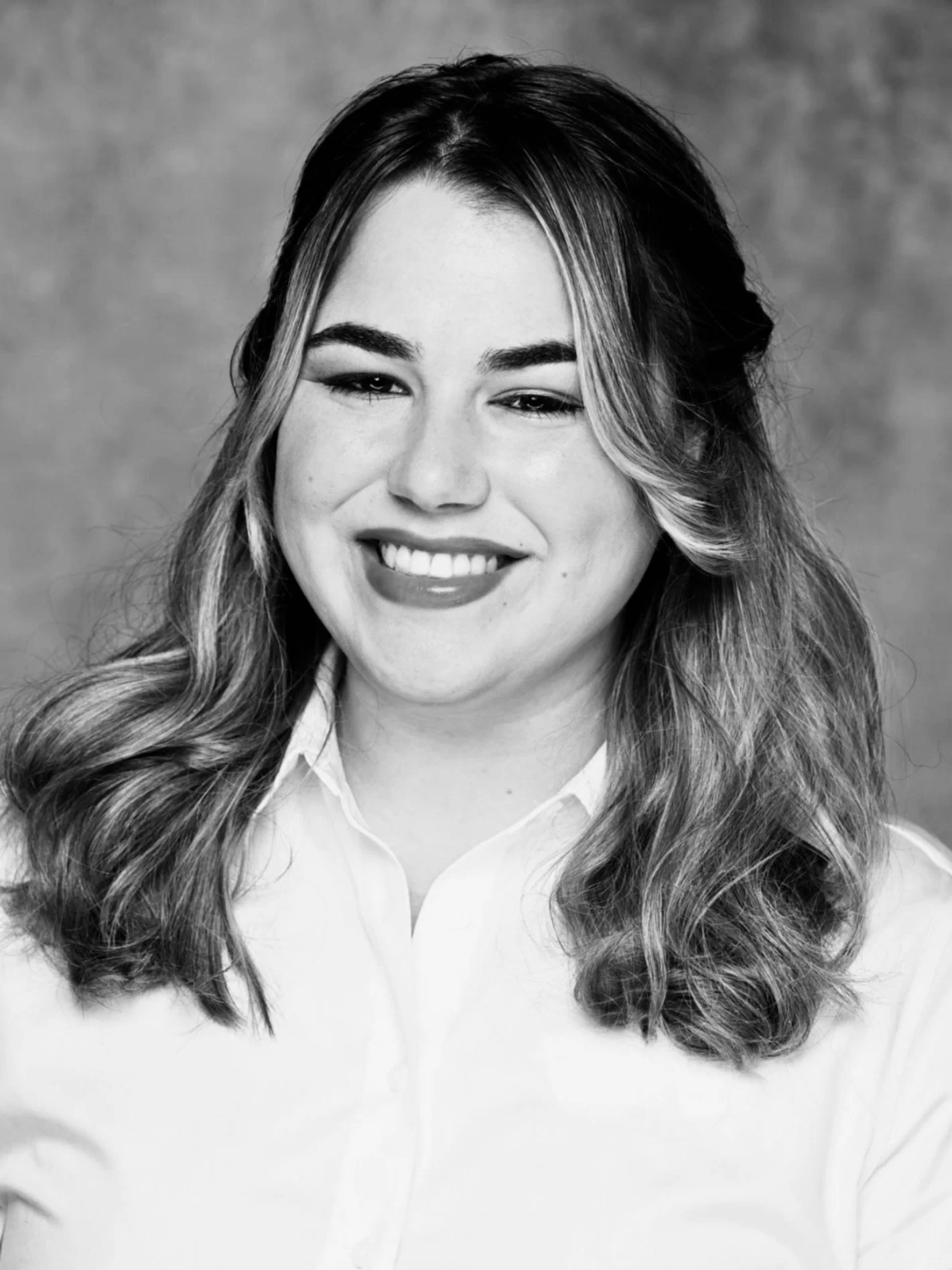 Hi! I&rsquo;m Sofia Hernandez, the founder of Carrasco Studio.

With a background in interior design and photography, I&rsquo;ve always seen the world through a visual lens. I&rsquo;ve been fascinated by the beauty of things, the lines, the light, th
