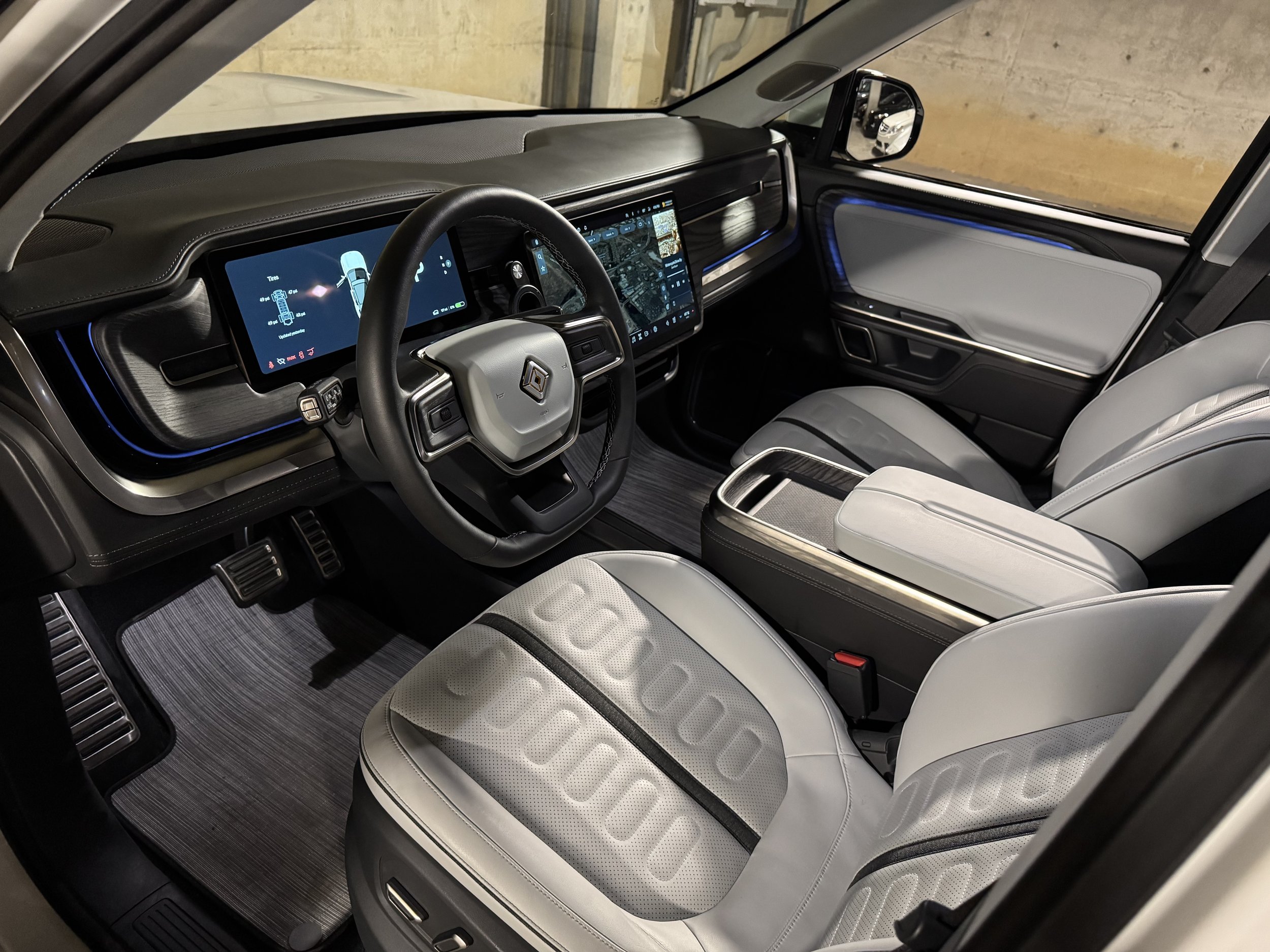 Rivian R1S Ocean Coast Interior
