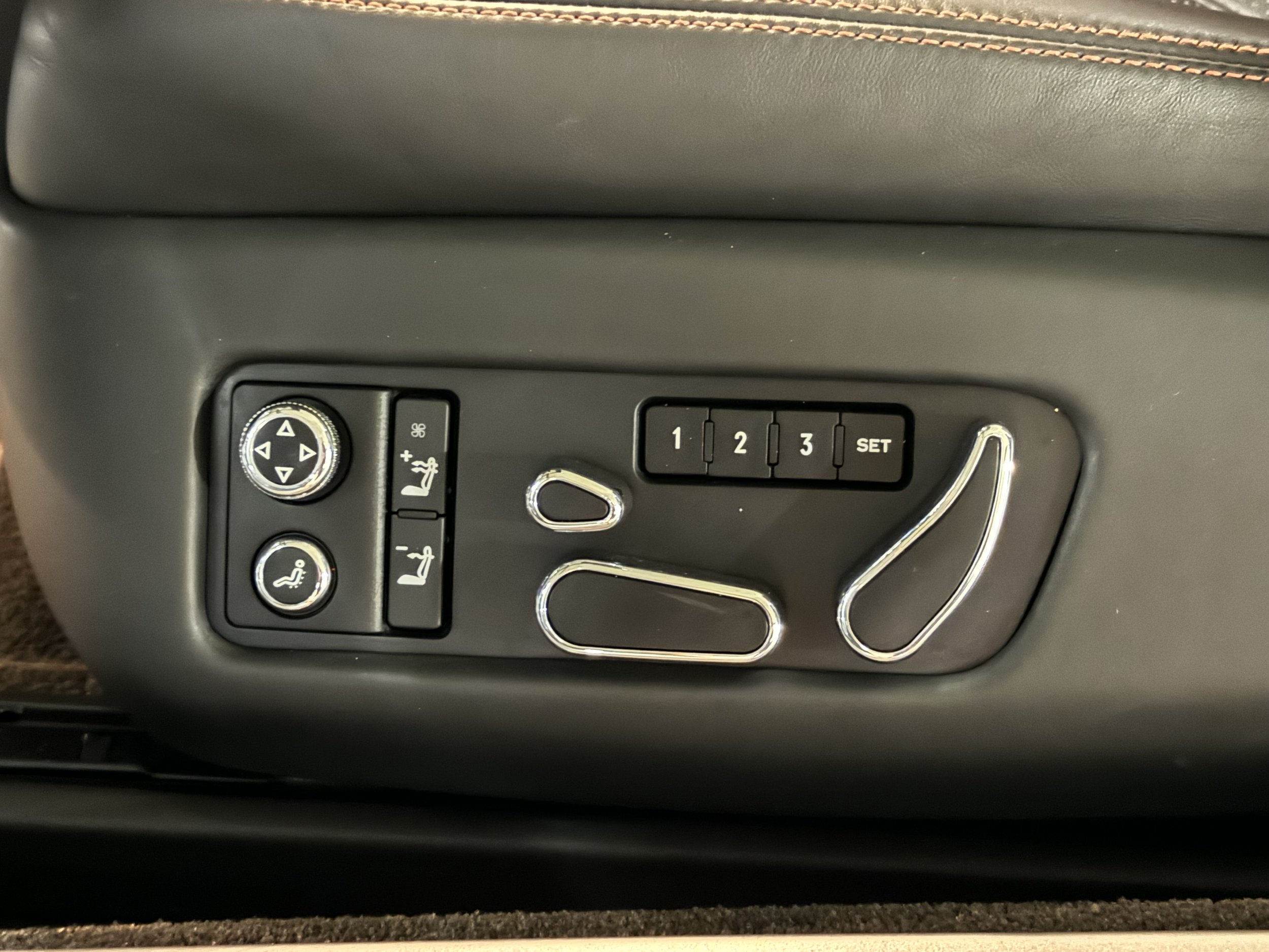 Message Seats Neck Warmer