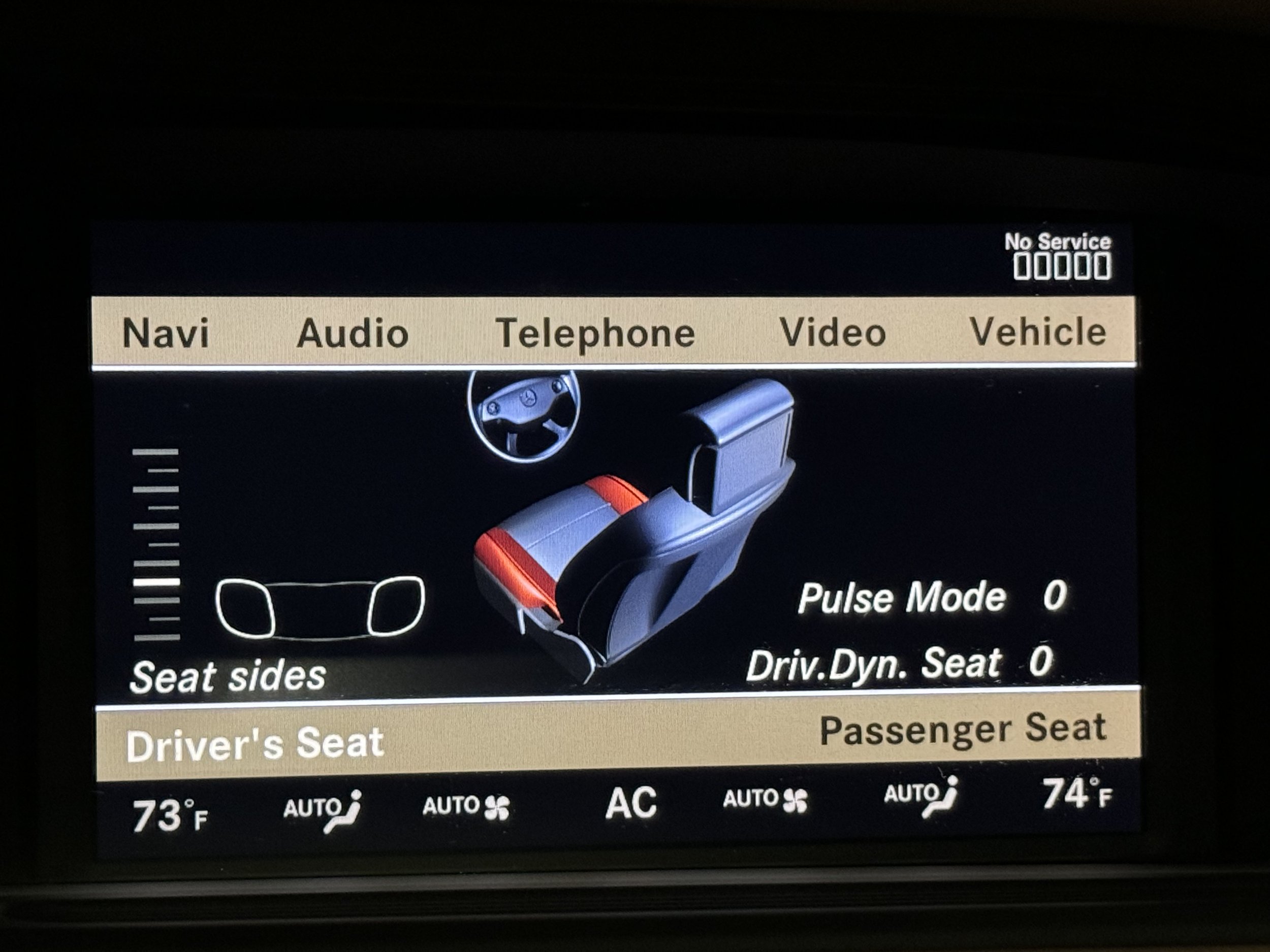 Navigation. Harmon Kardon. Massage Seats. Dynamic Seats