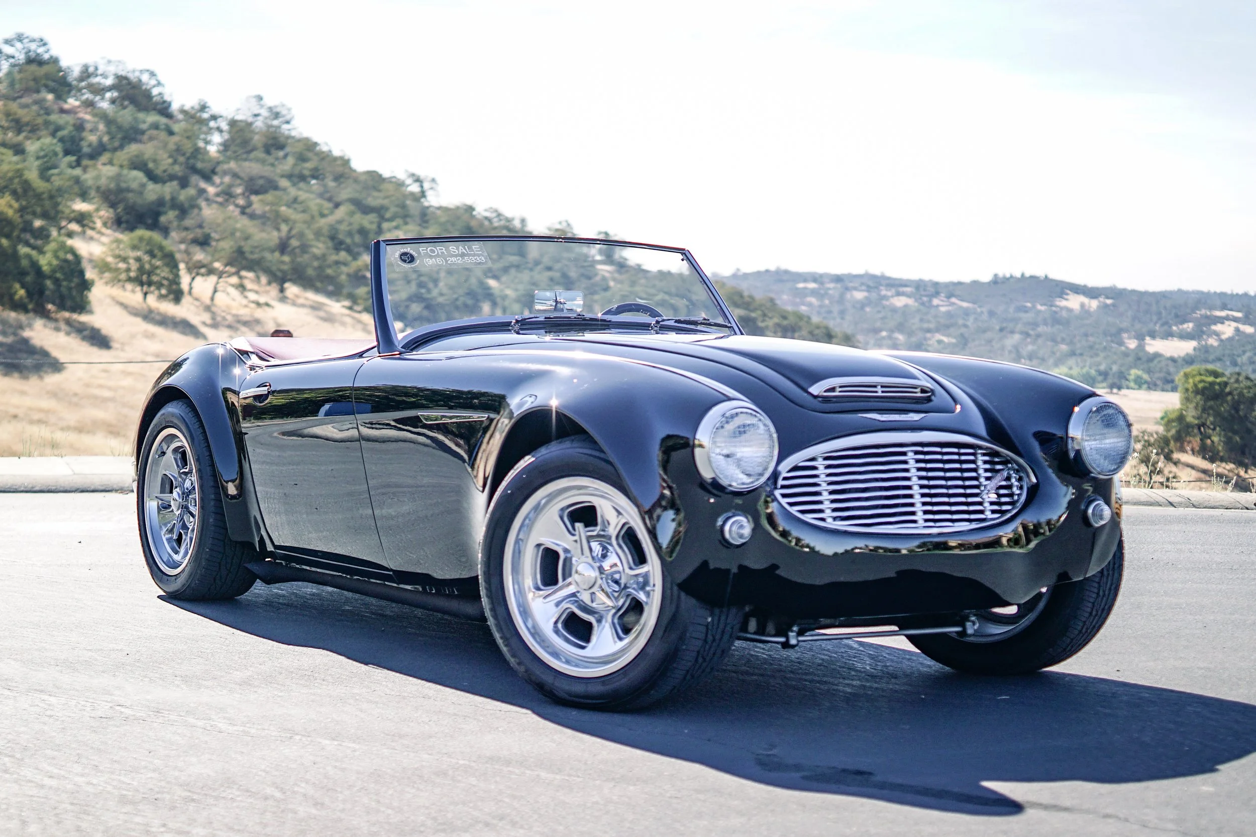 1960 Austin-Healey 3000 BT7 — Chevrolet 350 V8 Restomod