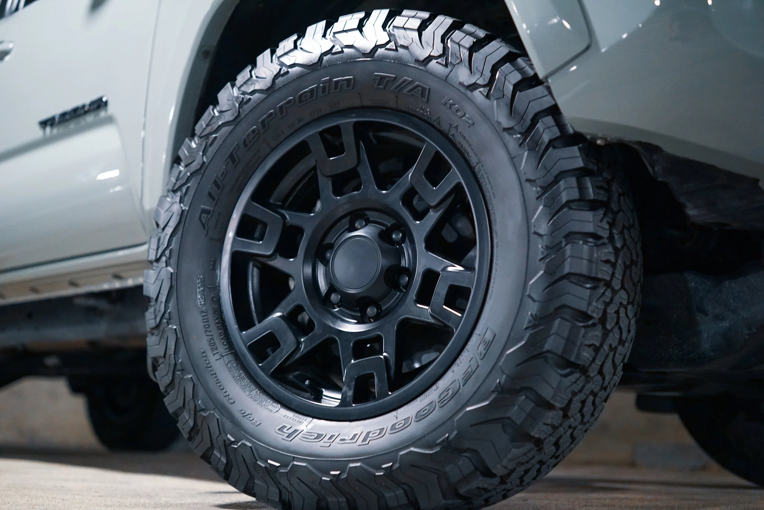 front right wheel.jpg