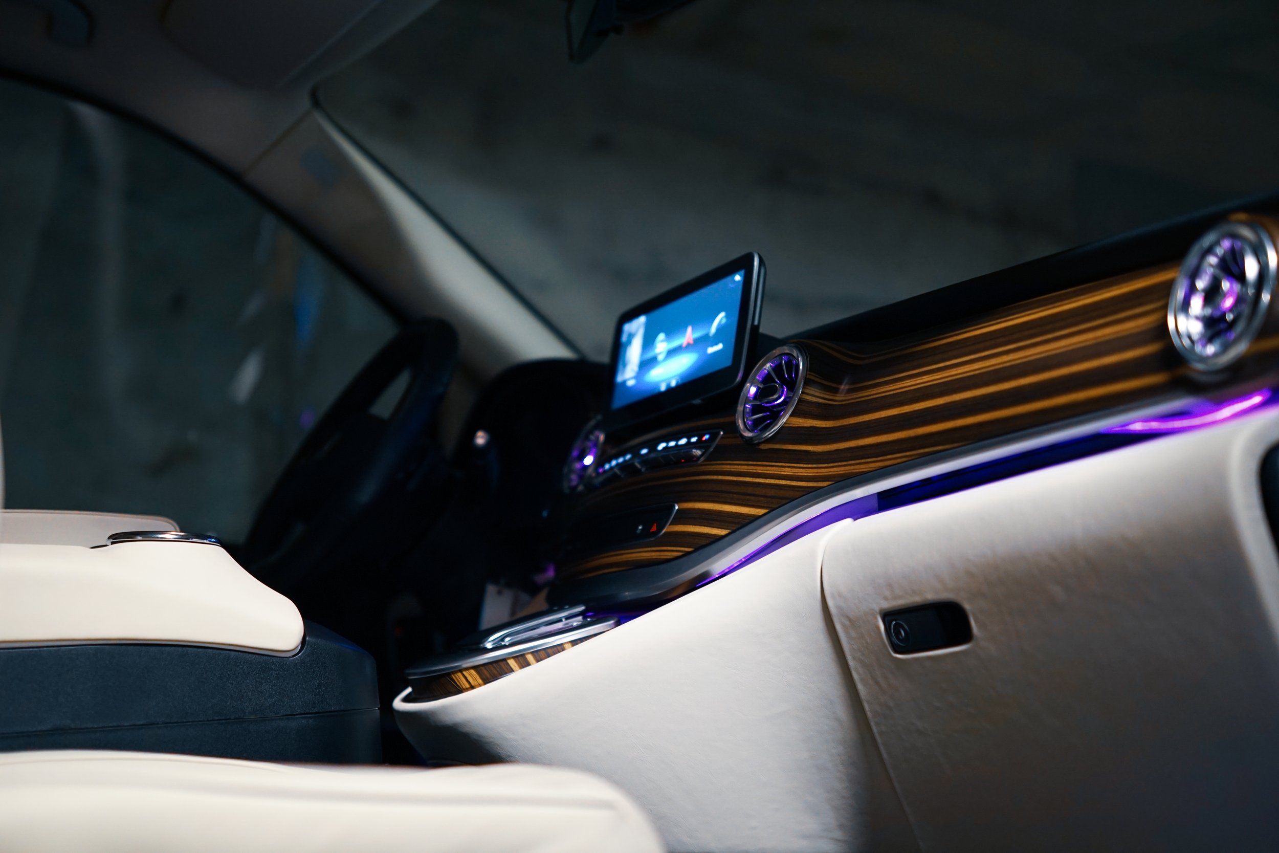interior 6.jpg