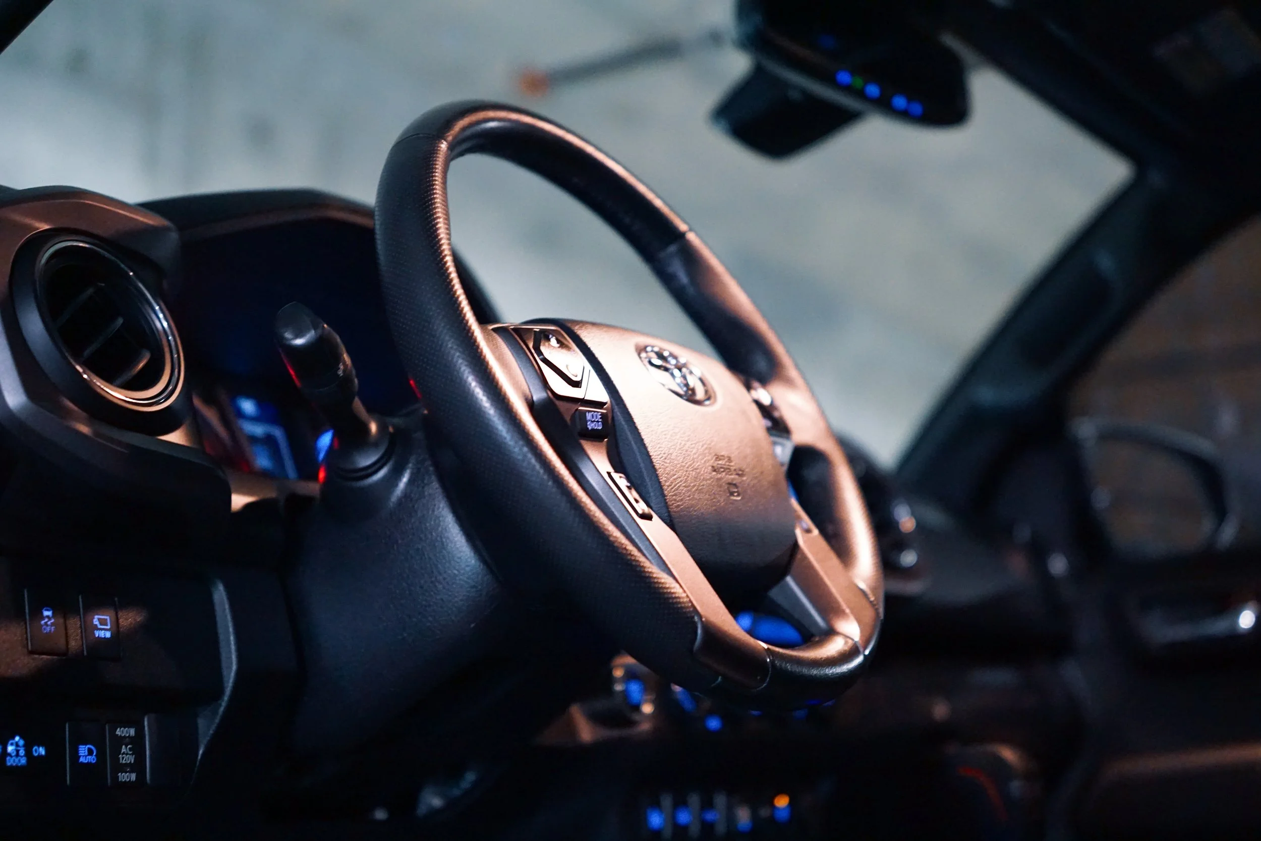 steering wheel.jpg