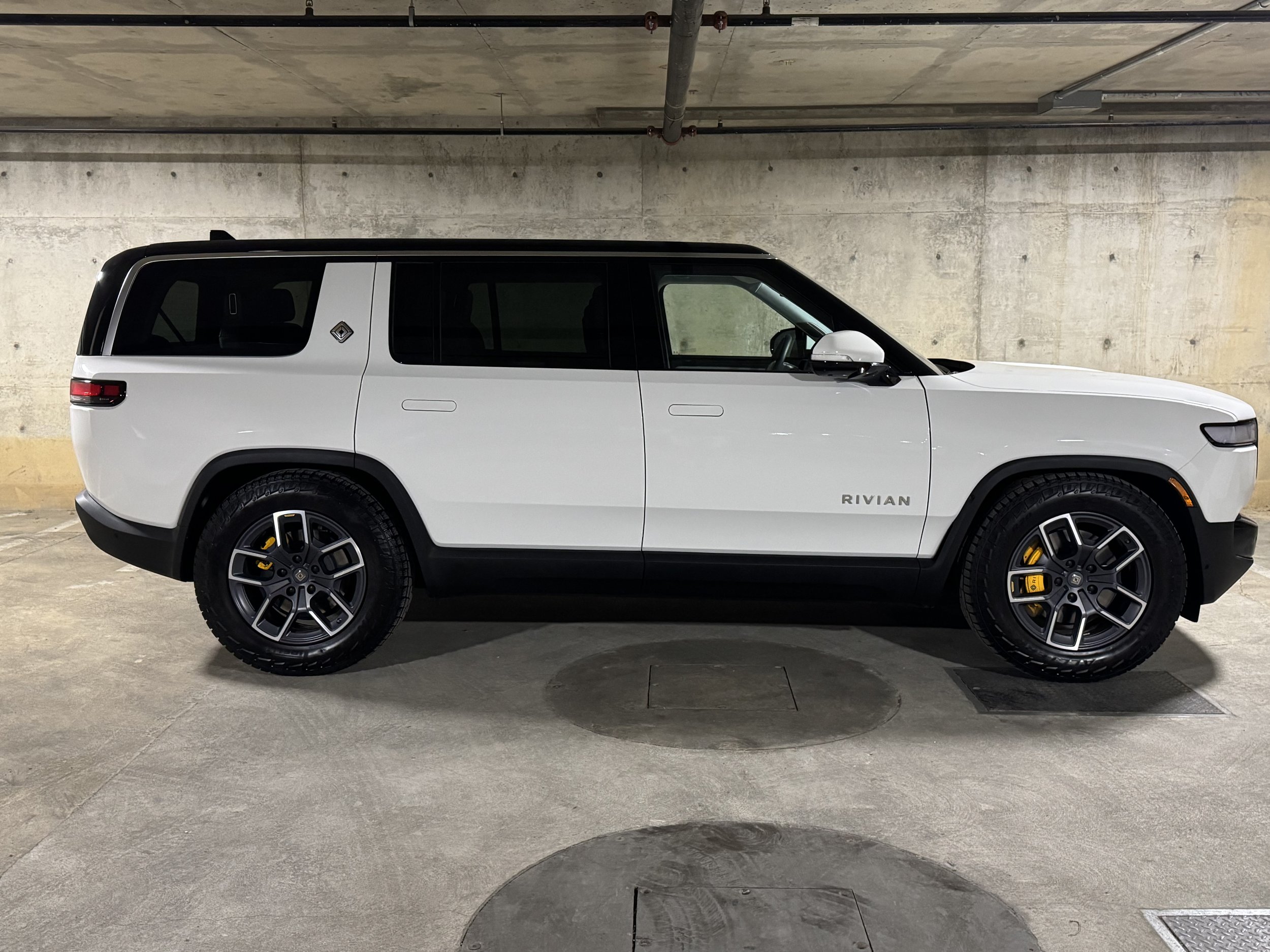 Rivian Glacier White Yellow Calipers Adventure Package
