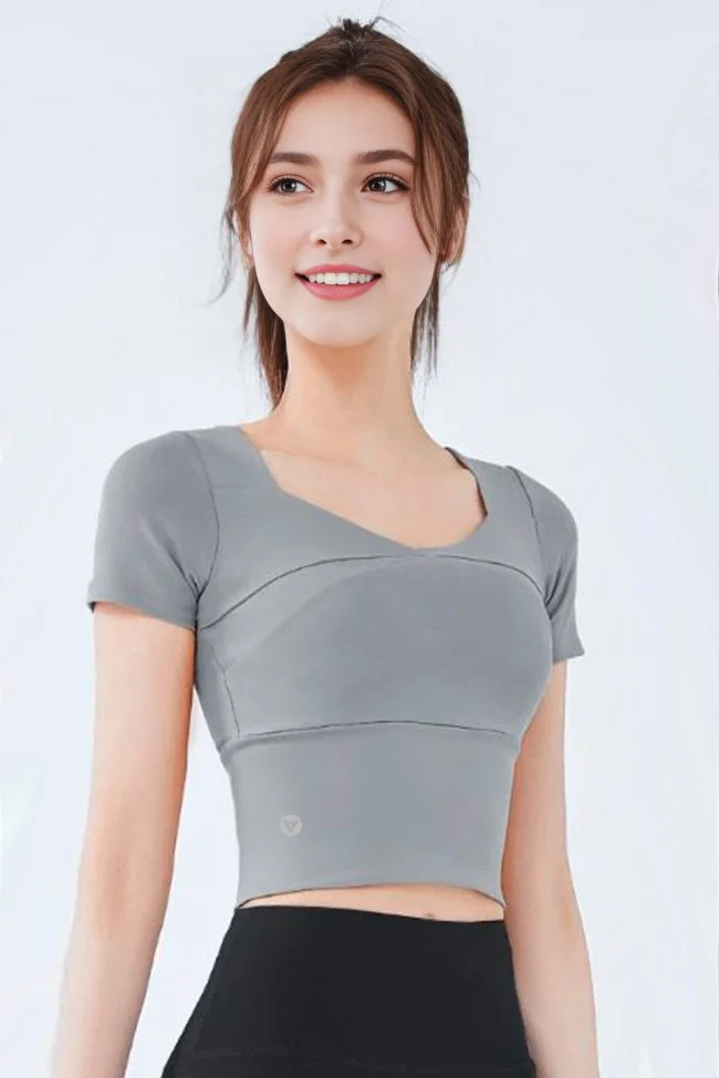 Blusa Deportiva Gris Svelte