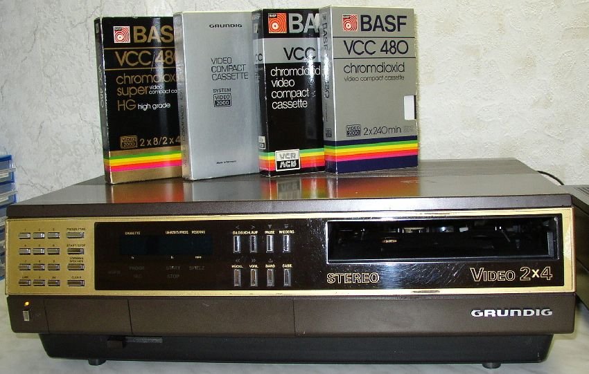 Video2000_3x.jpg
