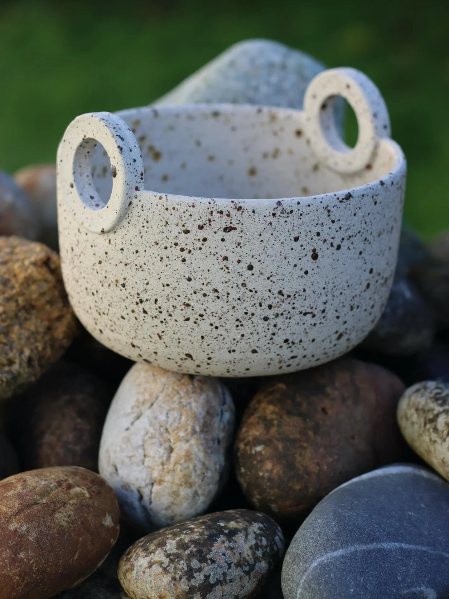 Camouflage 

#handmadeceramics #StoneTones #HiddenInPlainSight