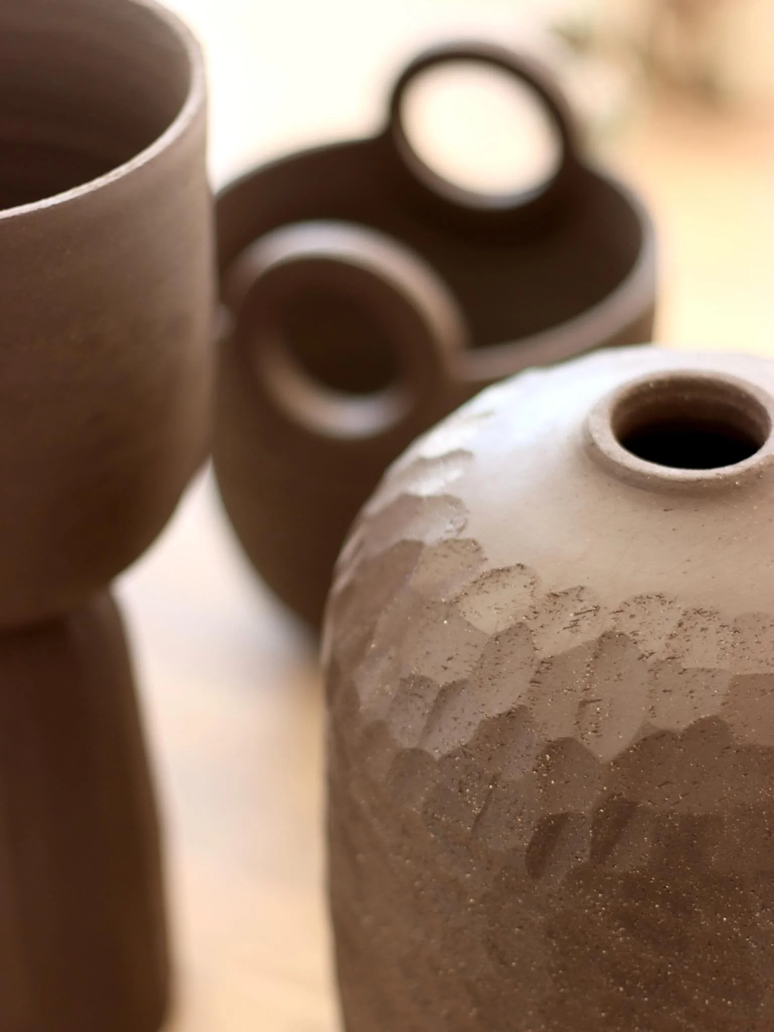 It's the drying shelf for these and a week off for me! 

#handmadeceramics #potsonpause #ukbound