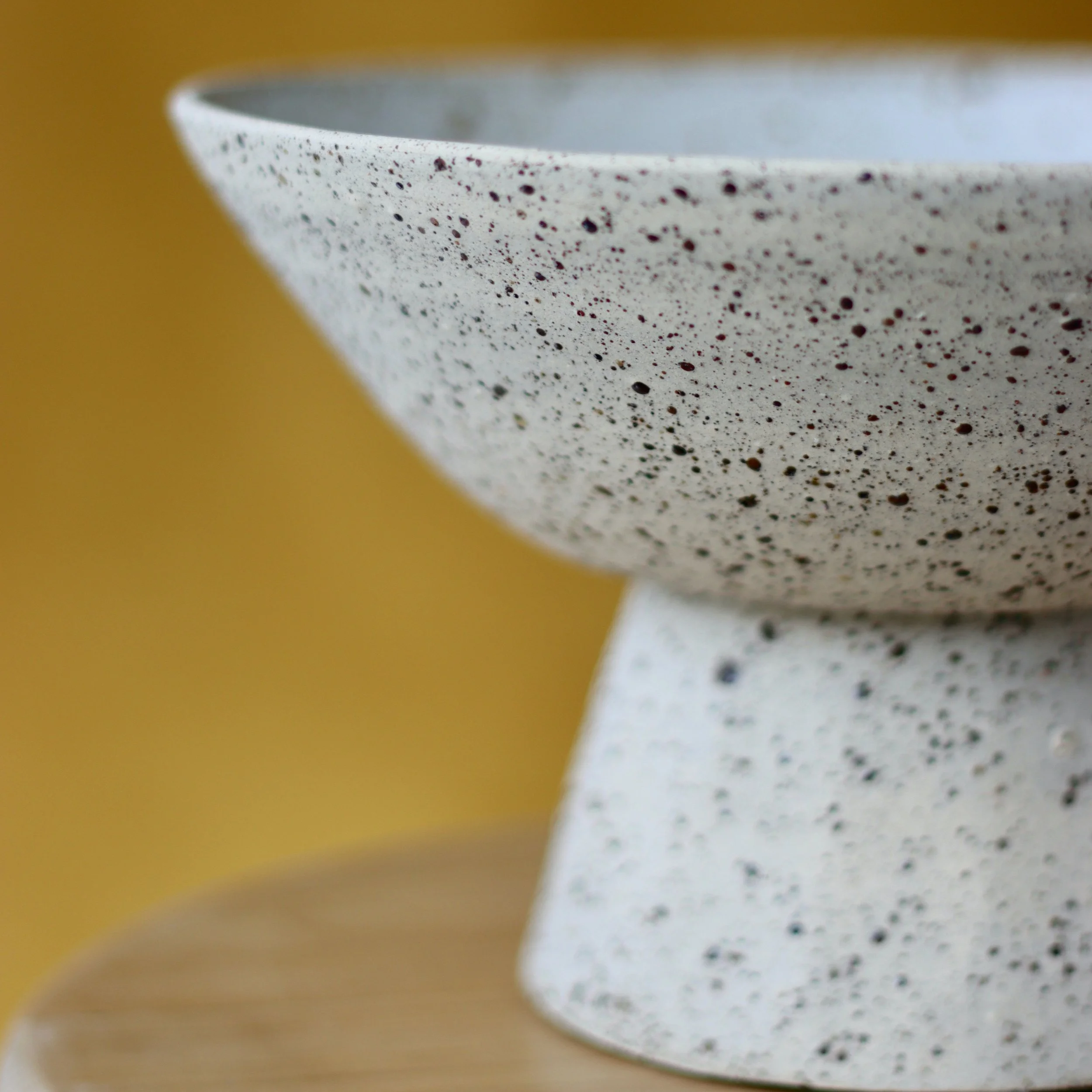 Coupe sur pied_grès muoucheté_2.jpeg