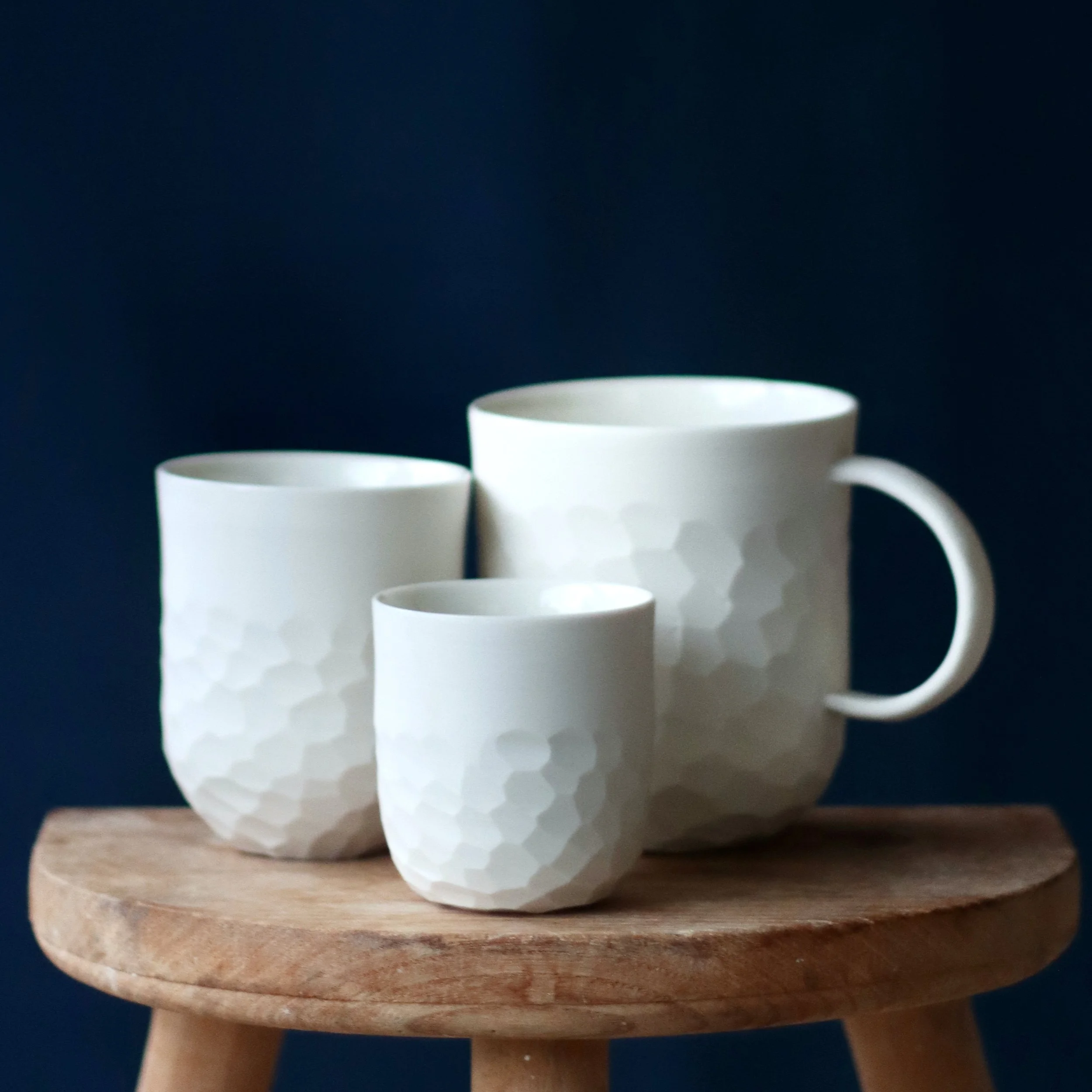 Tasses et mug - porcelaine ciselée