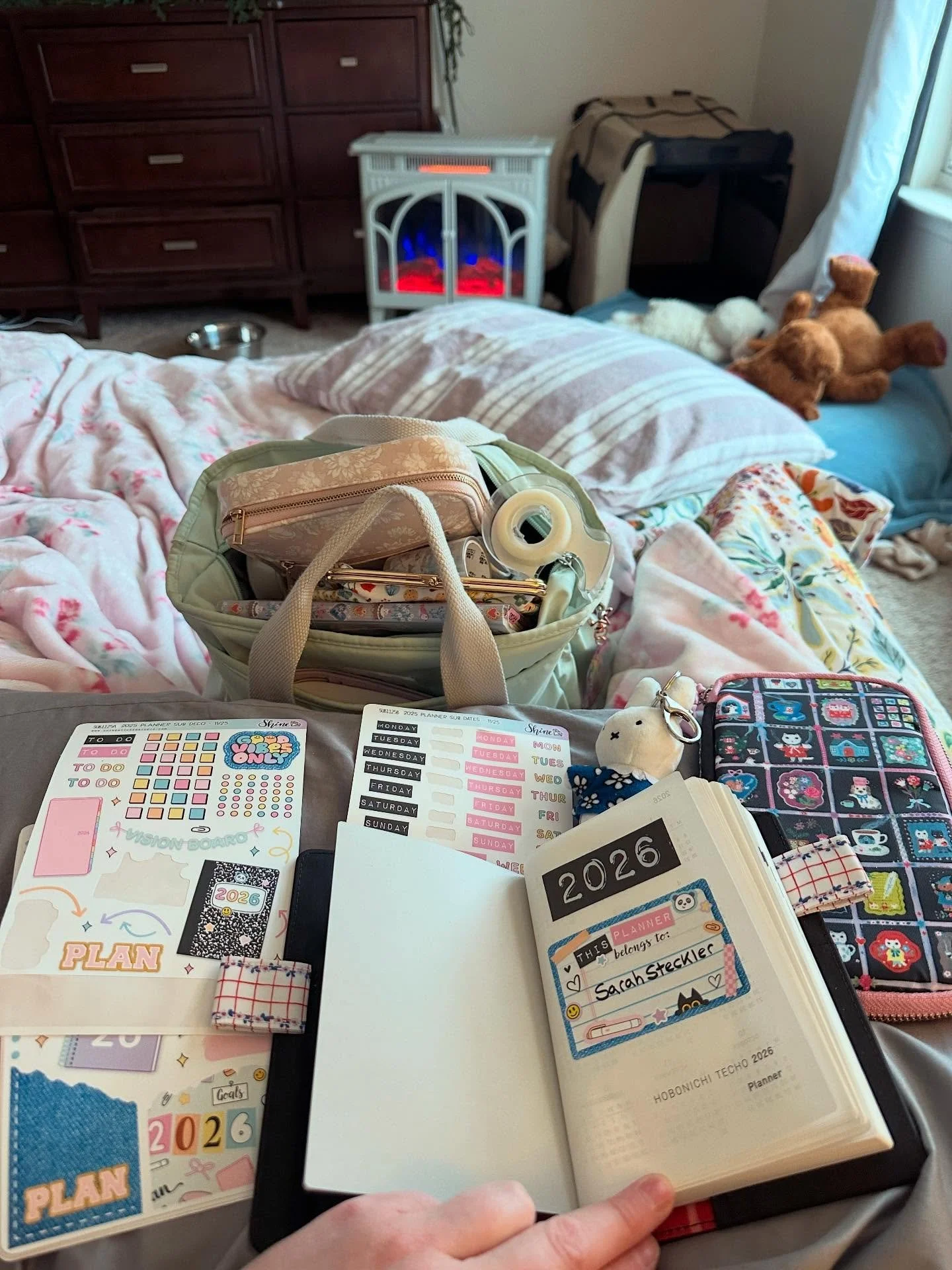 Wrapping up 2025 and slowing dipping into 2026. No huge plans yet. No big rush. Many decisions left to be made. Enjoying the slow present moment.