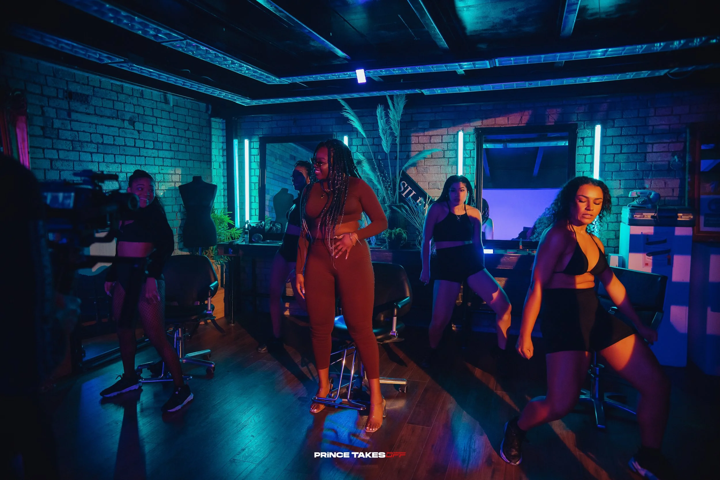 SHAKE MAMI-104.jpg