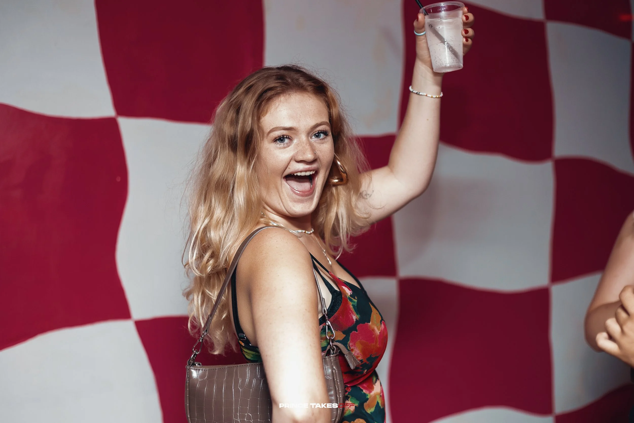 SAM-&-FLORA-21st-34.jpg