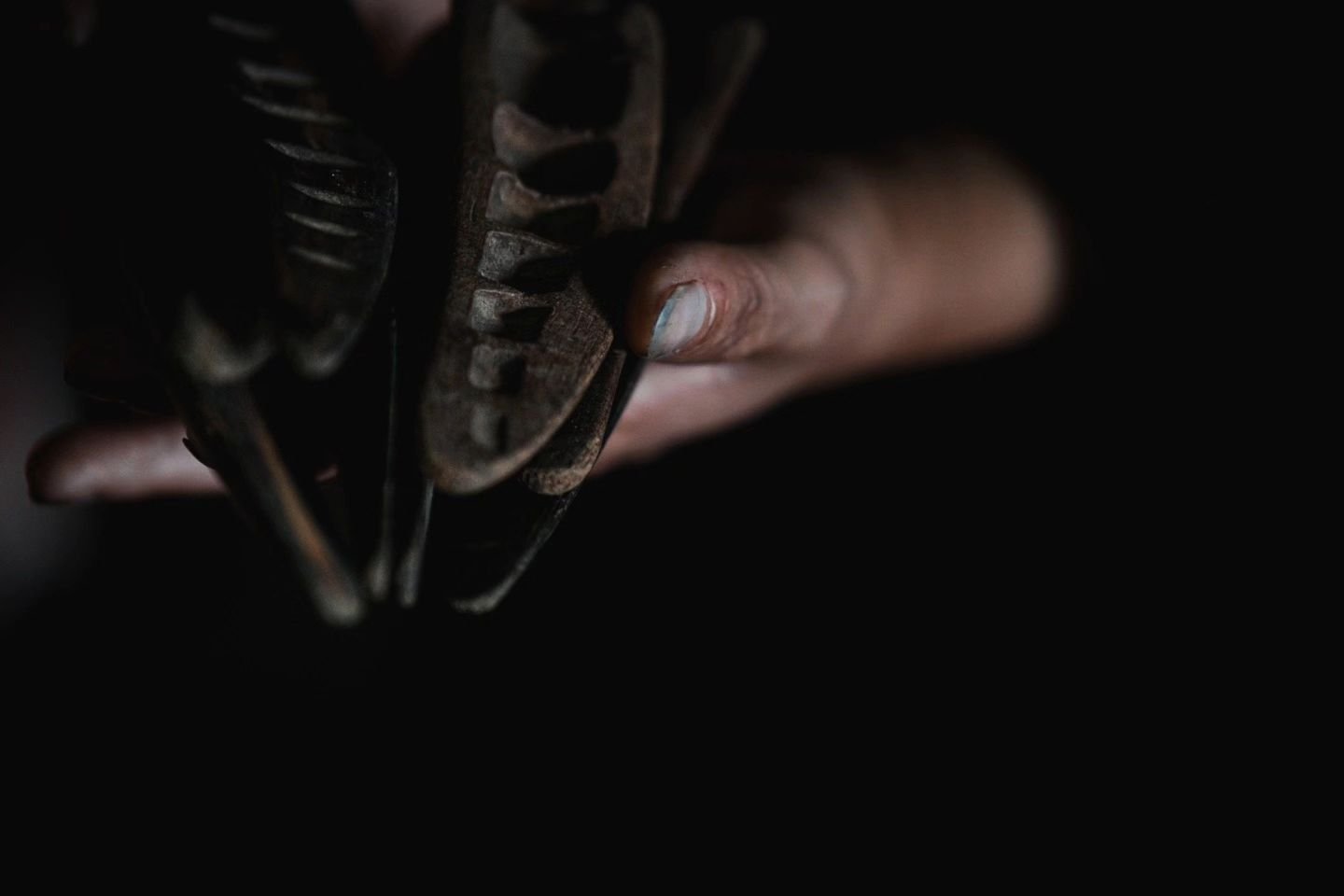 Sacred animal parts, tools of the Shaman's art.

#sapa #sapavietnam #hmong #hmongphotographer #shaman #shamanism  #culturetrip #culturegram #culture #tradition #traditional #asia #asiatravel #travelasia #discoverasia #discoverearth #southeastasia #wo