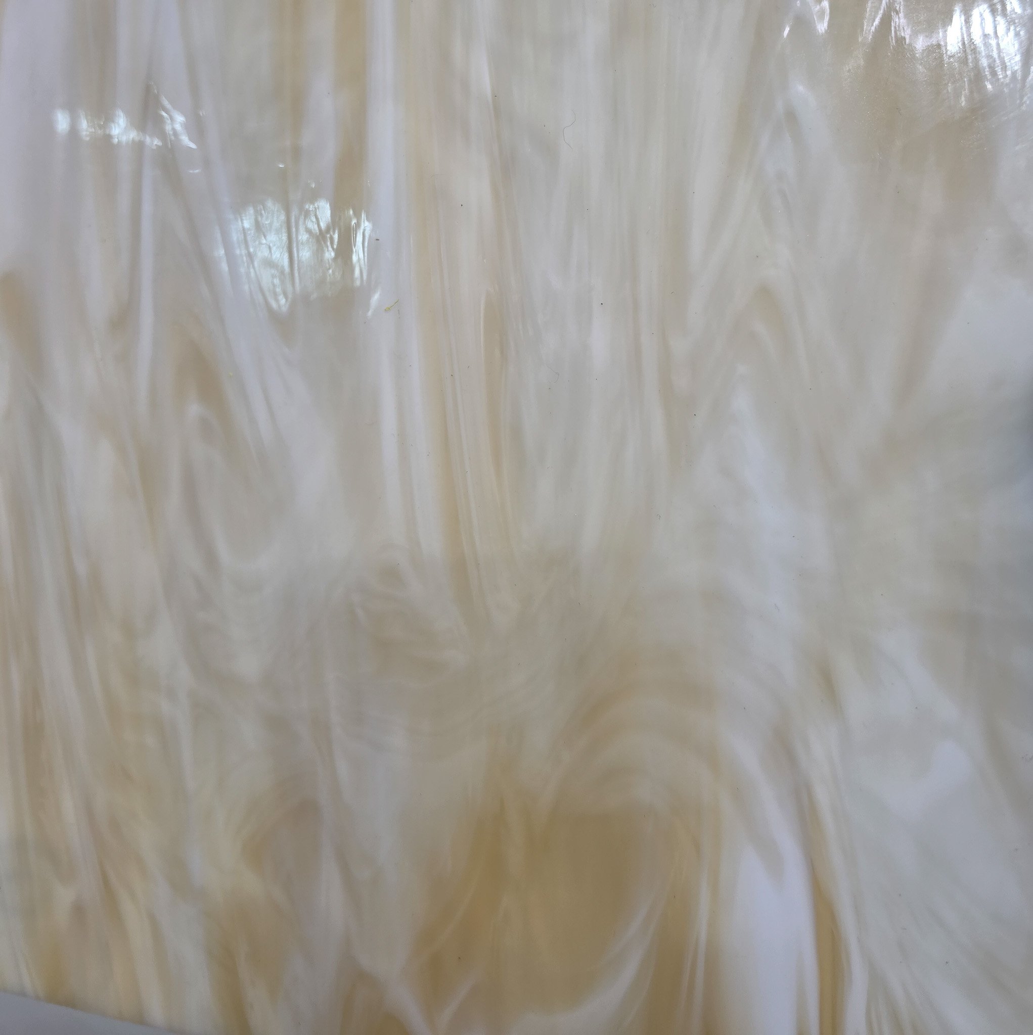 White/Yello Opal Wispy