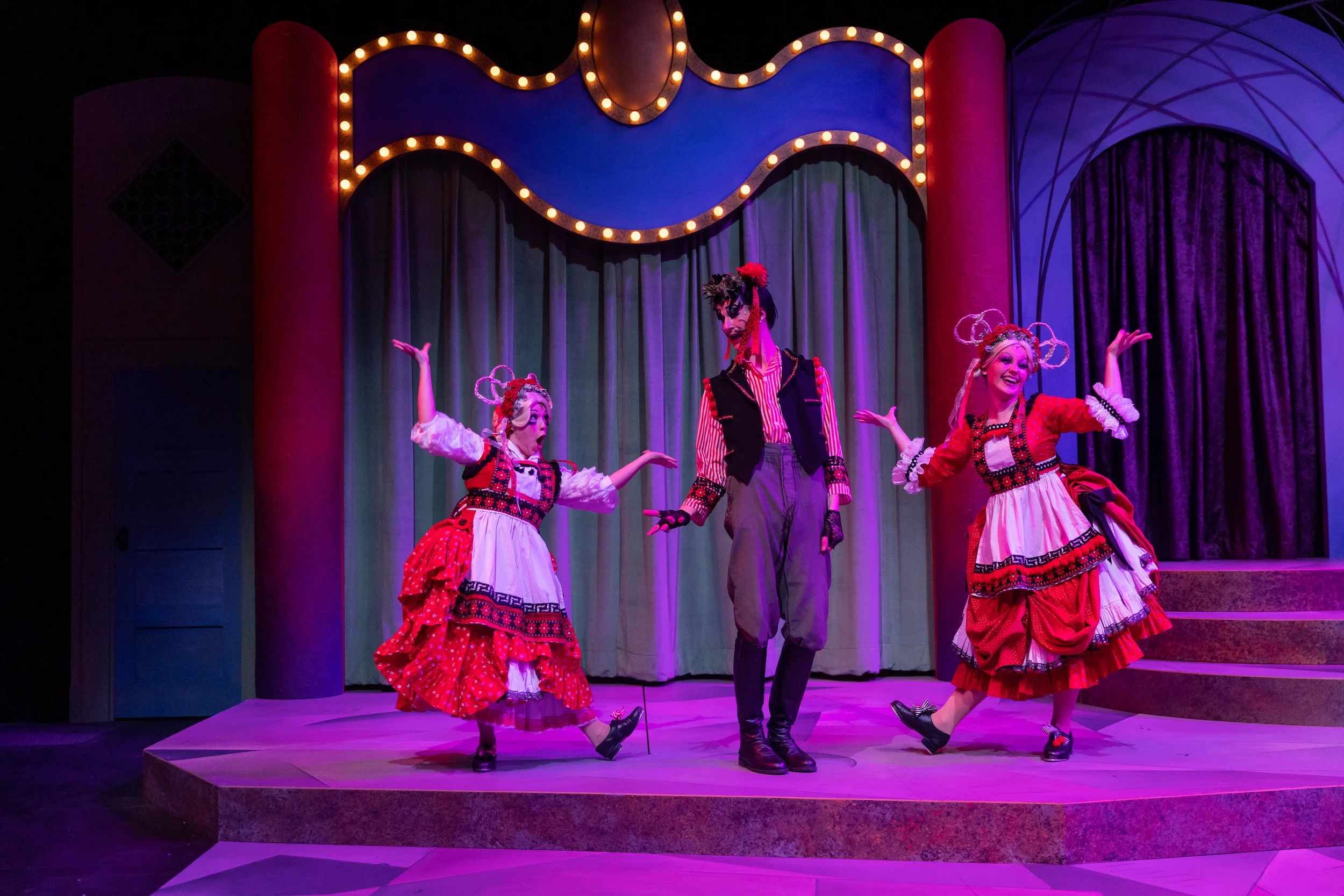 Caberet 4-2023-0916.jpg