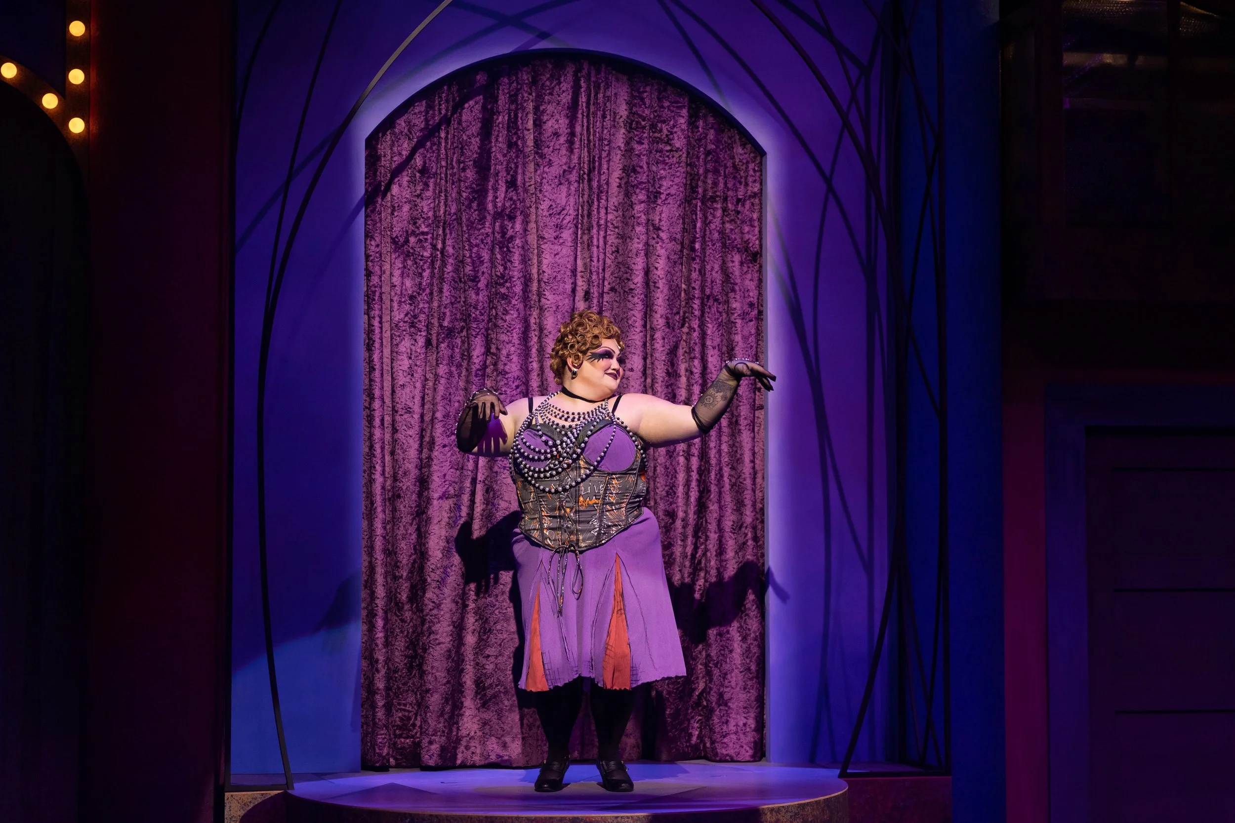 Caberet 4-2023-0127.jpg