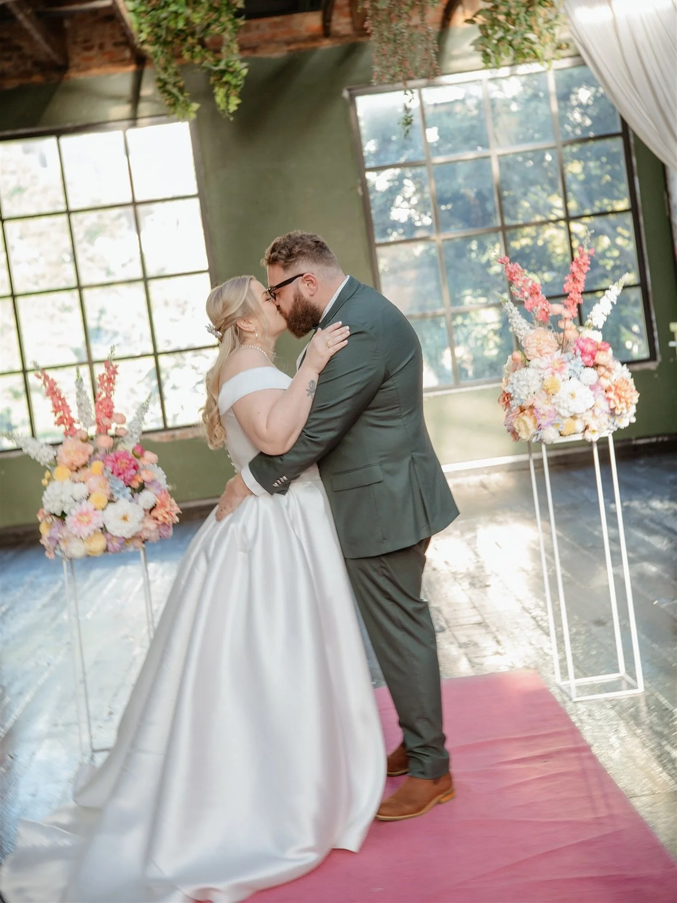 The kind of day you never want to end 💛

Venue: @smokedgaragebrisbane 
Celebrant: @kate.mackie.celebrant
Photographer: @_everymomentcaptured 
Content Creation: @momentsinframes__ 
Makeup &amp; Hair: @parichawlamakeupnhair 
Hair colour: Jayden @stefa