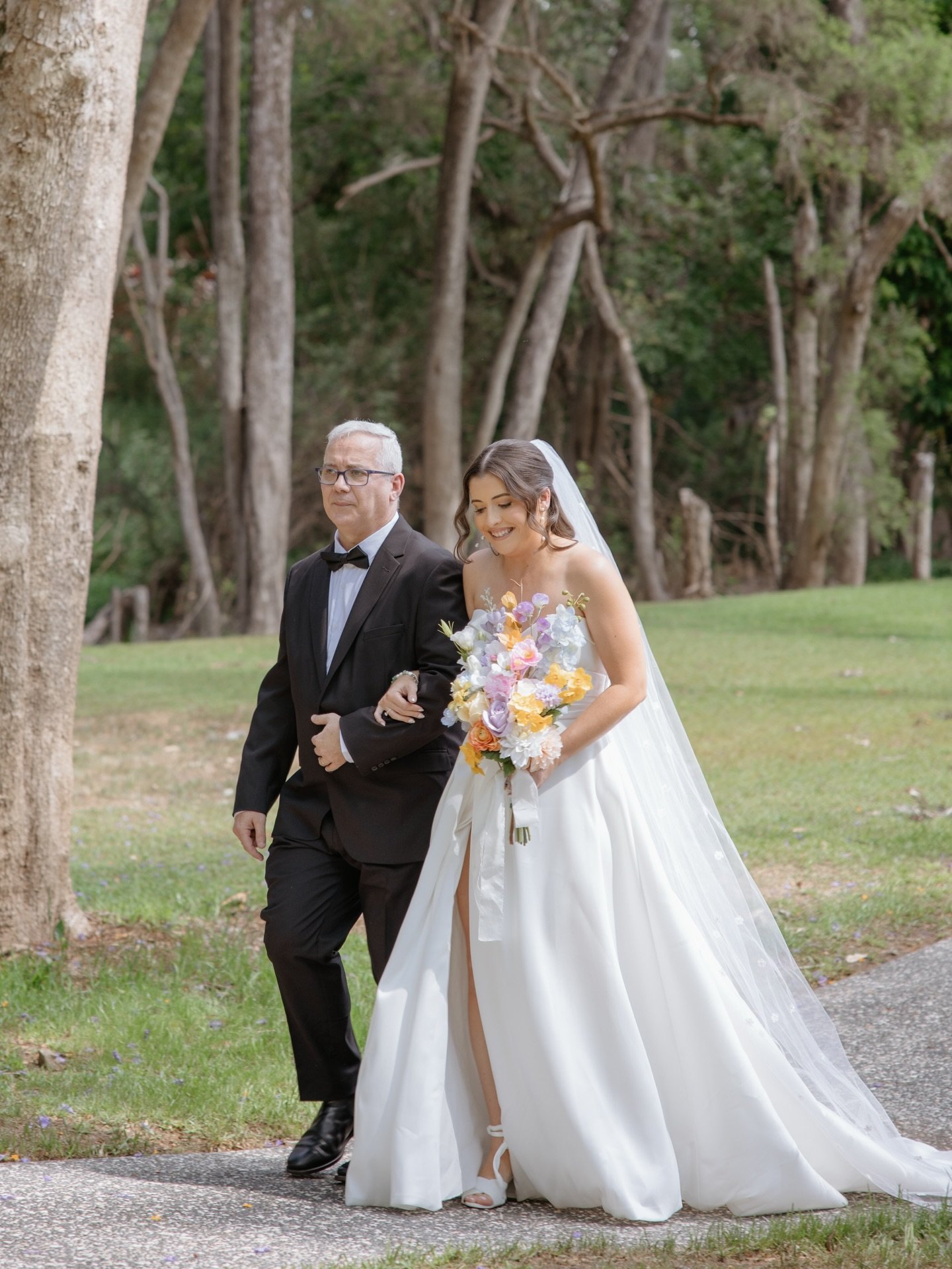 The butterflies, the emotions, and that walk towards forever. The moment everything changes 💍🤍

Wedding suppliers:

Photographer: @_everymomentcaptured 
Venue: @bundaleer
Celebrant: @celebrant.emilyhall 
Content Creator: @houseoffigs_content 
Styli