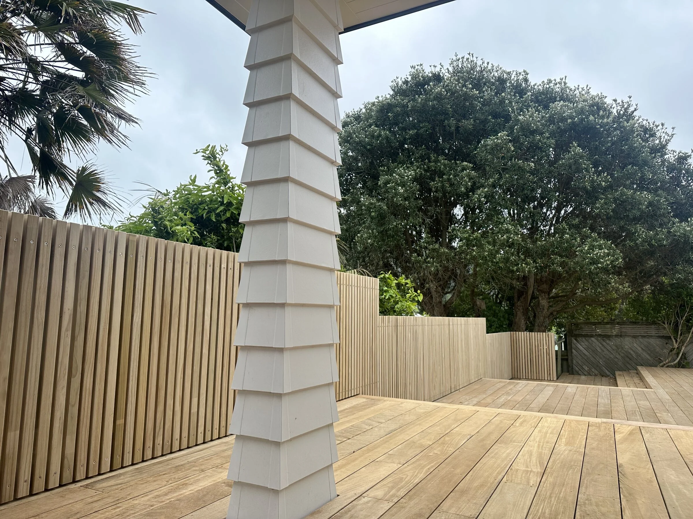 08-deck-multilevel-fence.jpg