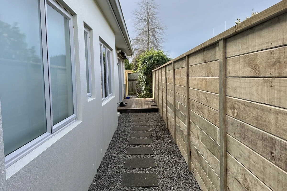 Fences
Timber fences done straight — posts, rails, tidy finish.