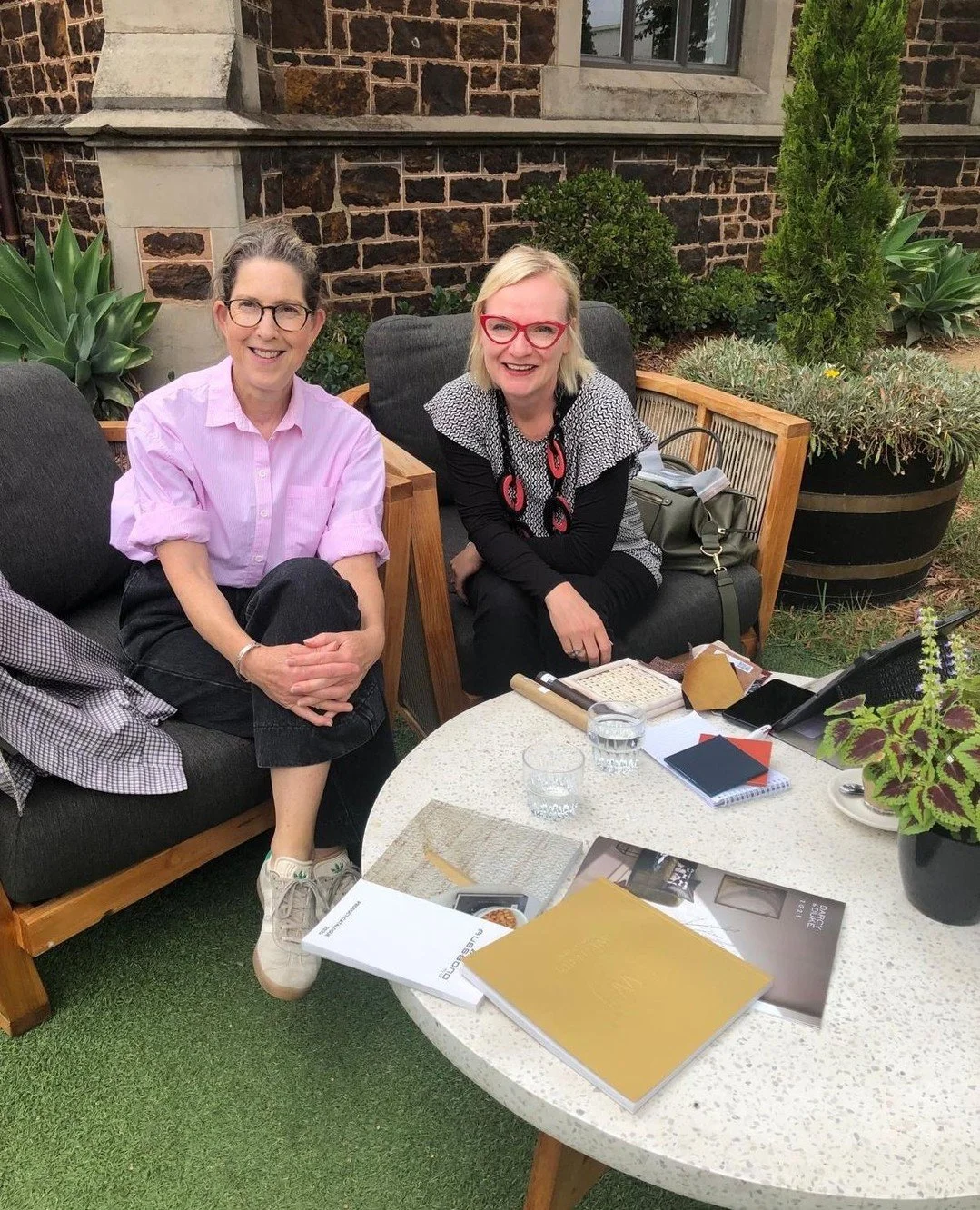 Sacha had a wonderful meeting with Elise from @elisebrettarghinteriors at Mazi Cafe ✨⁠
⁠
It was a great opportunity to showcase our new collections, share design ideas, and explore how our pieces can enhance beautiful interior projects.⁠
⁠
Enquire at