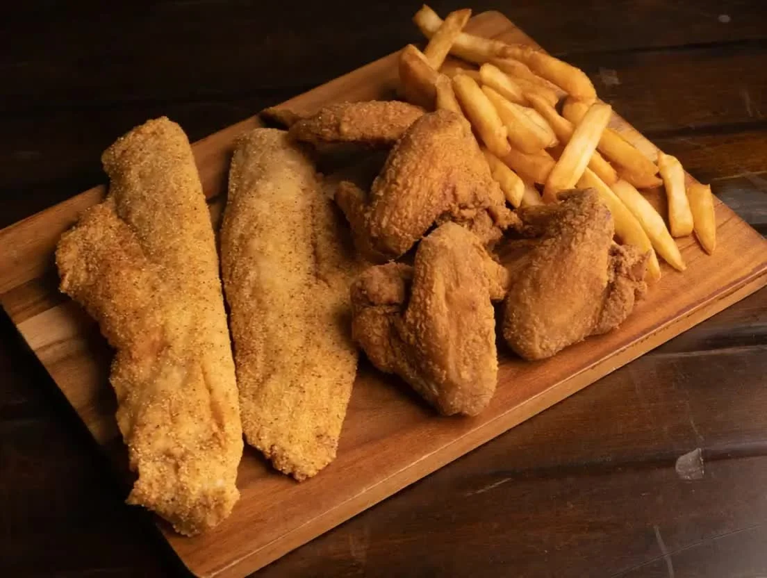 Catfish or Chicken Wing Meal