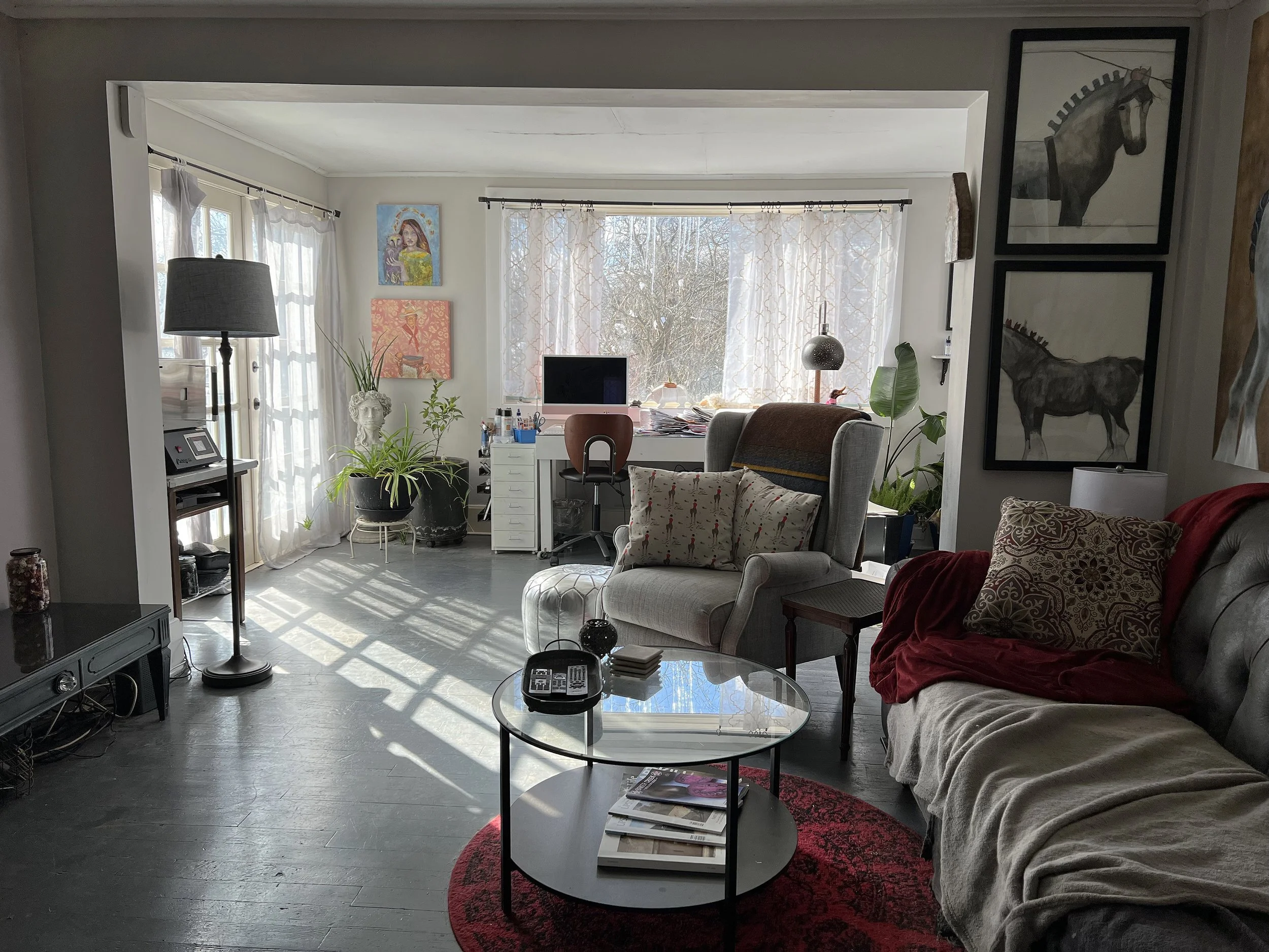 Listings Living room catskills.jpg