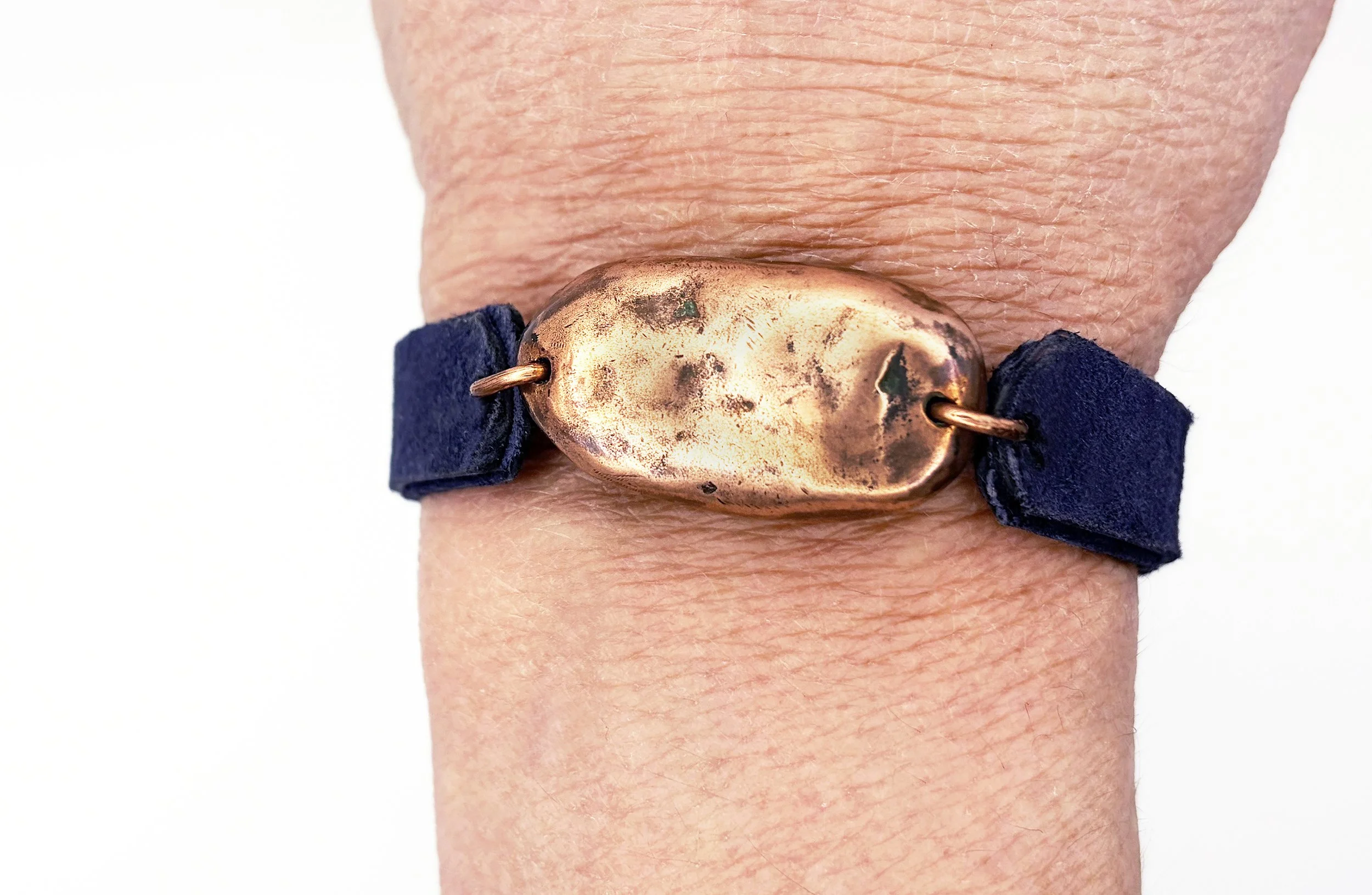 river-stone-single-bracelet-copper-navy-leather-birdley-studio.jpg