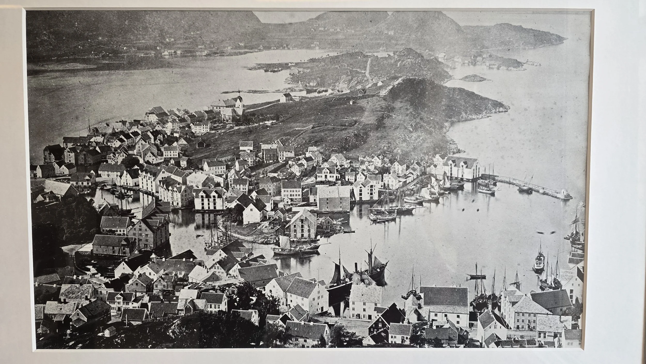 das alte Alesund vor dem Stadtbrand.jpg