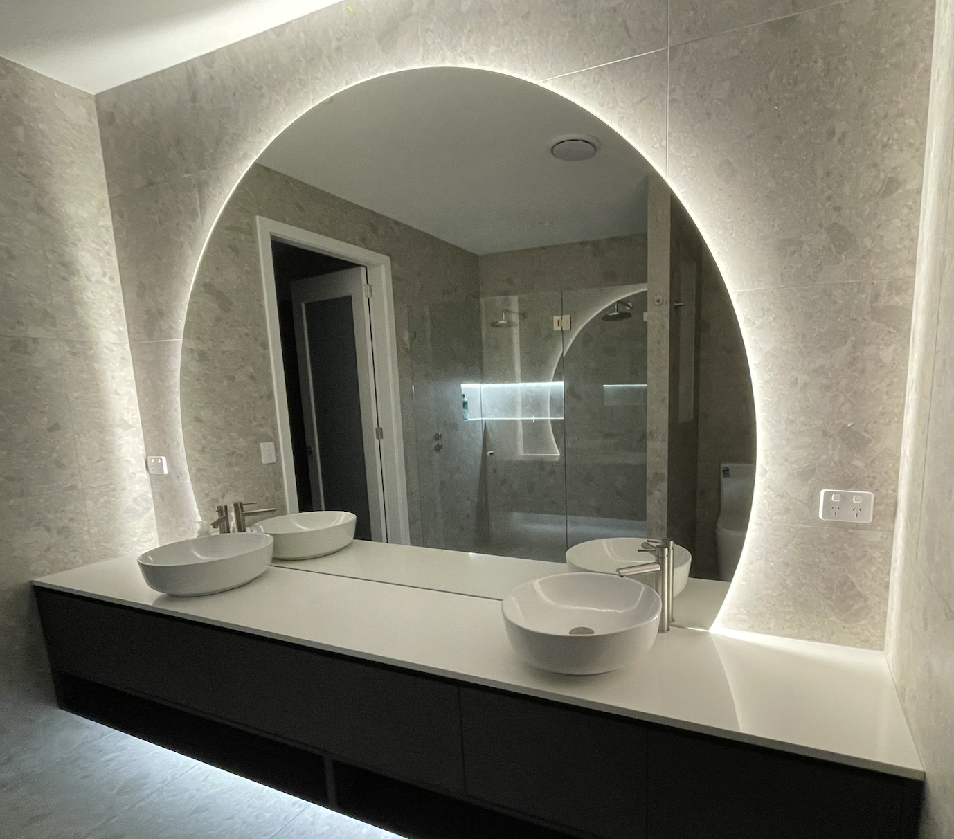 Mirror installation in a bathroom in Melbourne